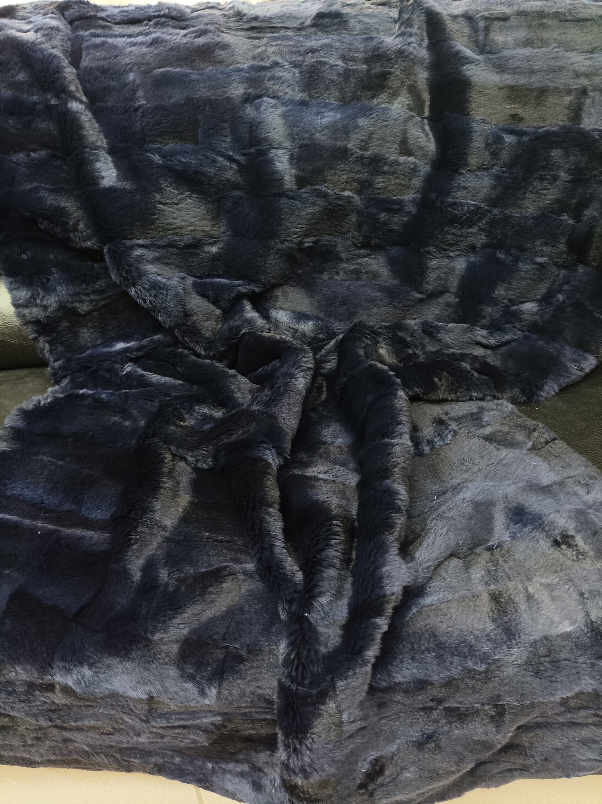 Real Rabbit fur blanket throw blue black color, Home warmer - Image 4