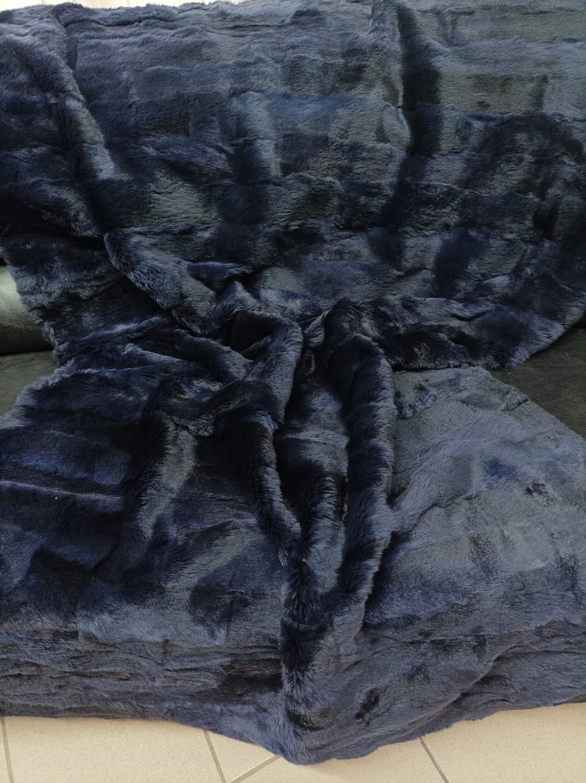 Real Rabbit fur blanket throw blue black color, Home warmer - Image 5