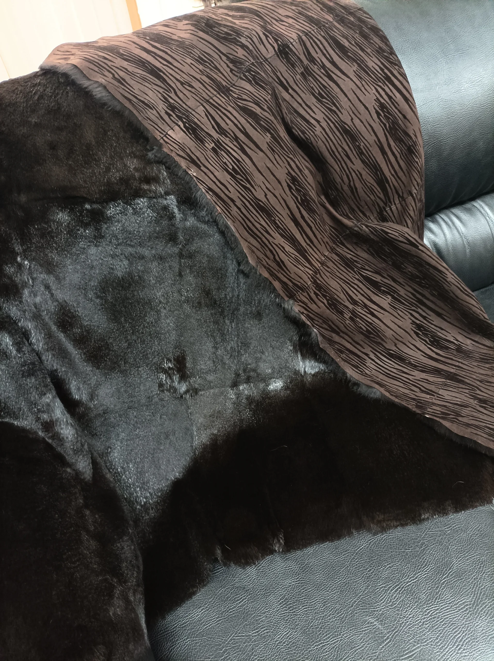 Real Rabbit fur shorn blanket throw brown color, Home warmer - Image 4