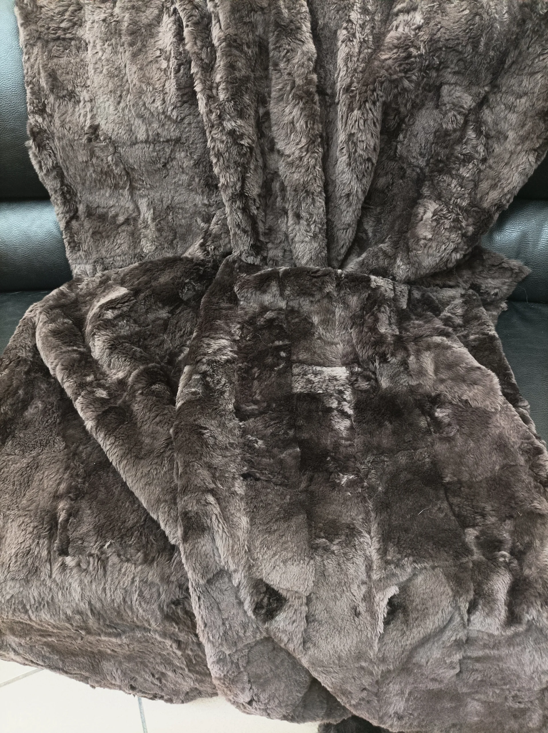 Real Kastorino fur blanket throw brown color, Home warmer - Image 4