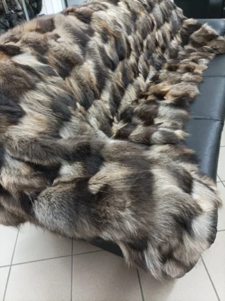Real Finn raccoon fur blanket throw natural color, Home warmer