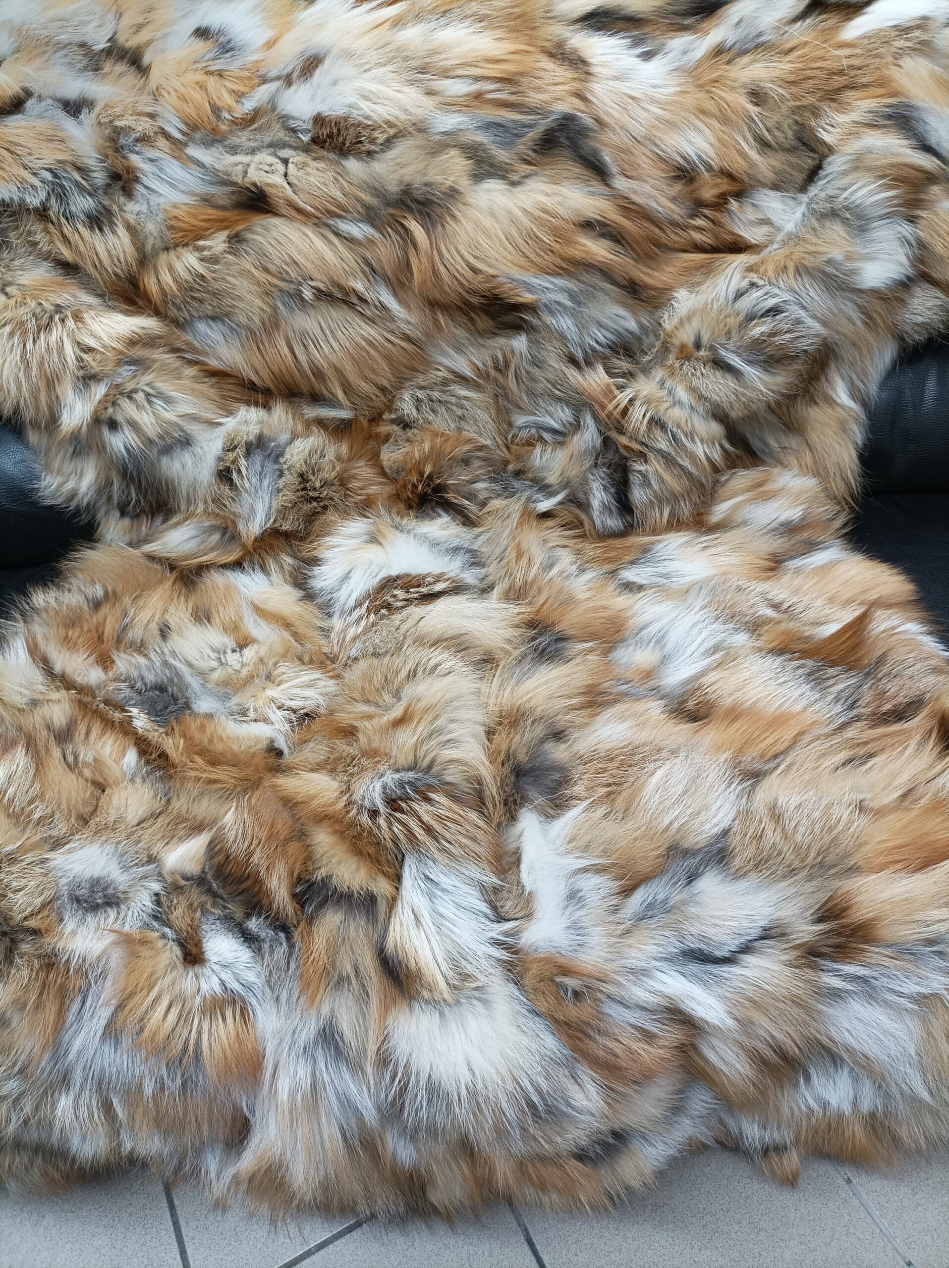 Real Fox fur blanket throw gold color, Home warmer - Image 5