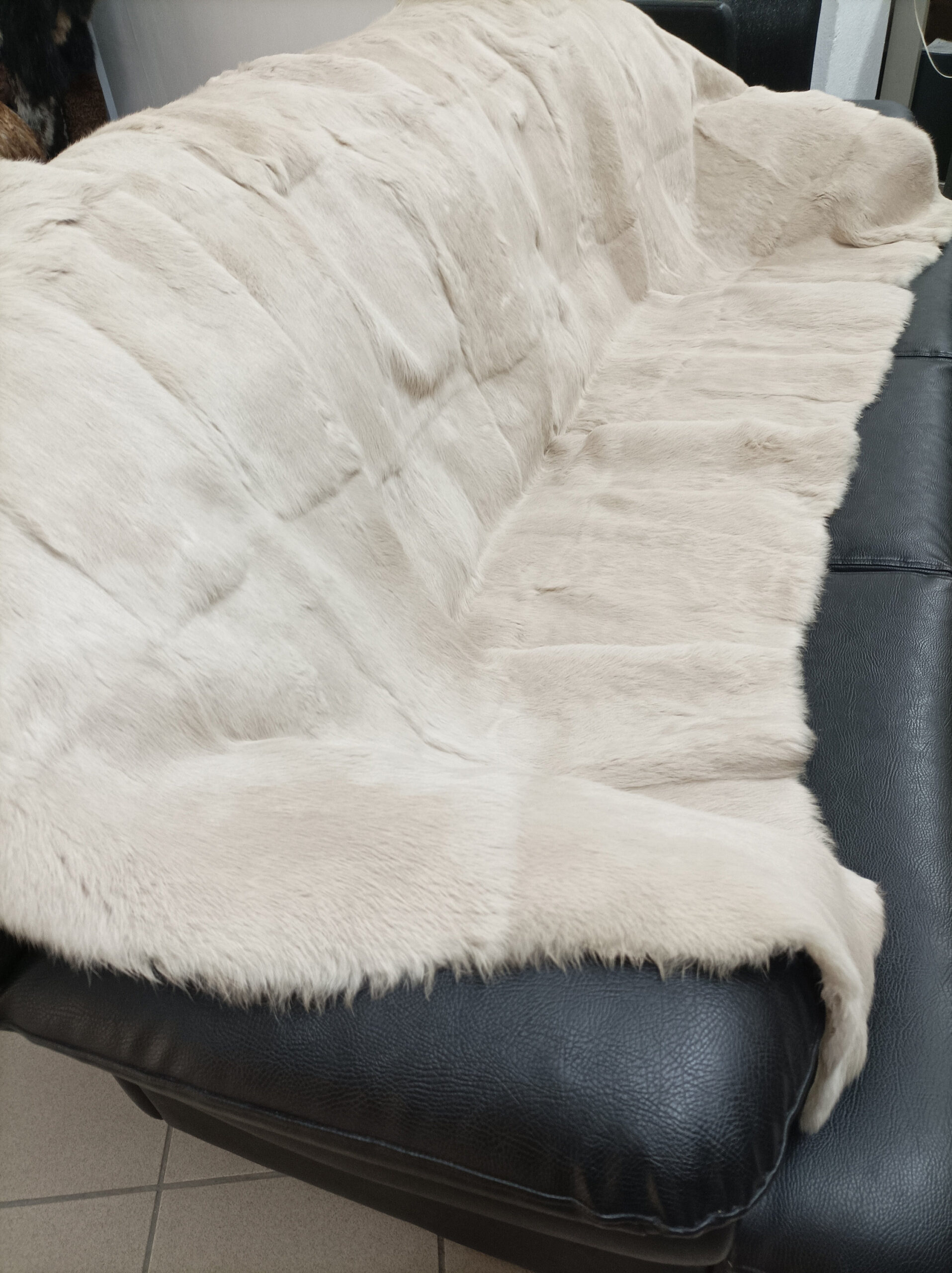 Real Rabbit fur blanket throw , beige color, Home warmer, sofa cover - Image 4