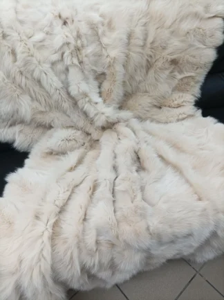 Real Fox Fur Blanket: Fluffy Soft Home Warmer