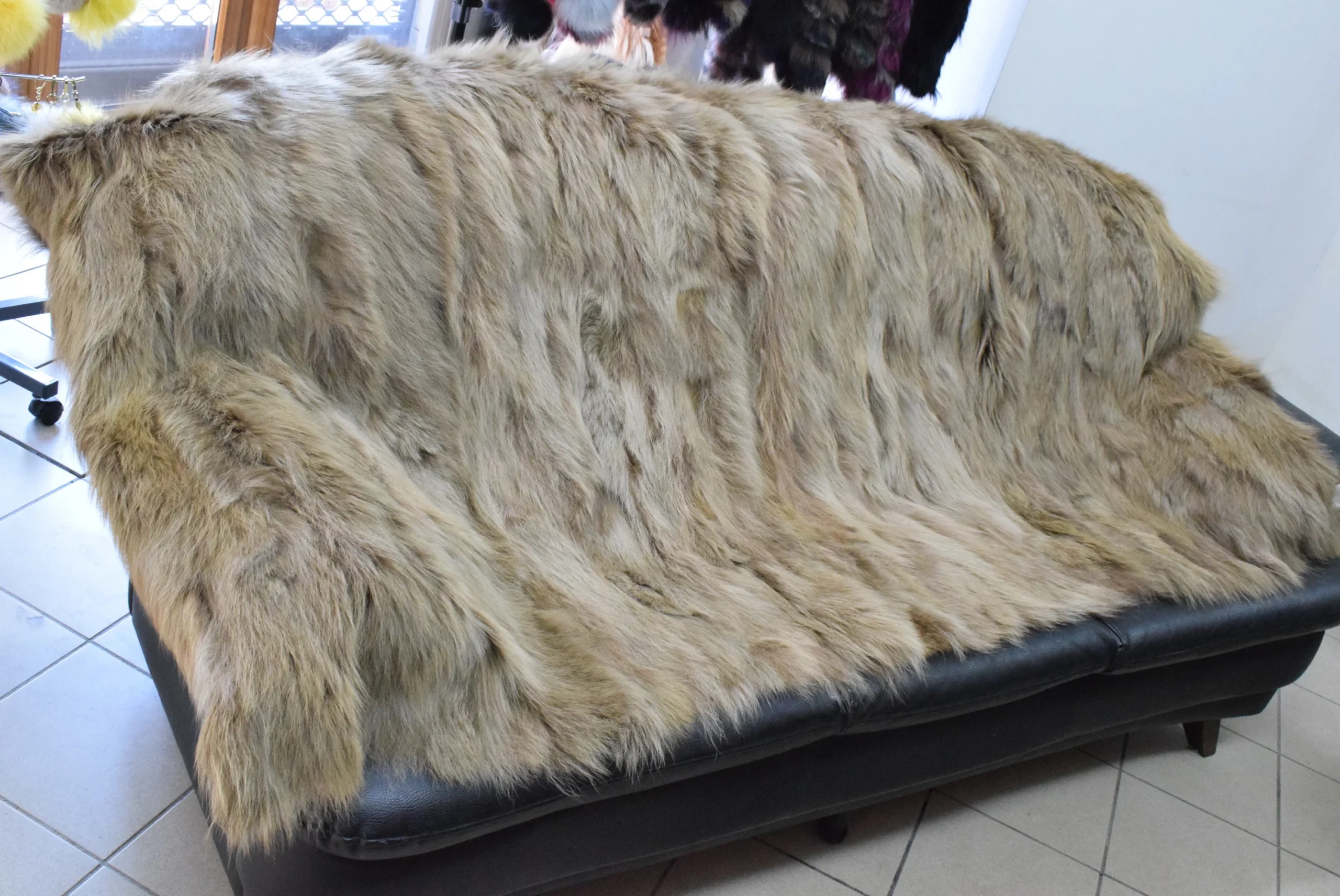 Real Coyote fur blanket throw haki color, Home warmer - Image 2