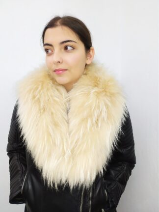 Finn Raccoon Fur Collar: Beige Winter Coat Accessory