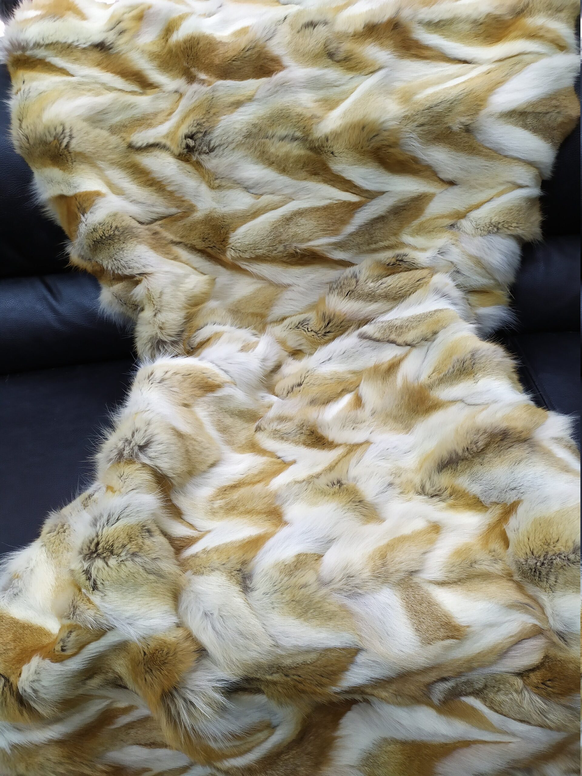Real Coyote fur blanket throw Natural color, Home warmer - Image 3