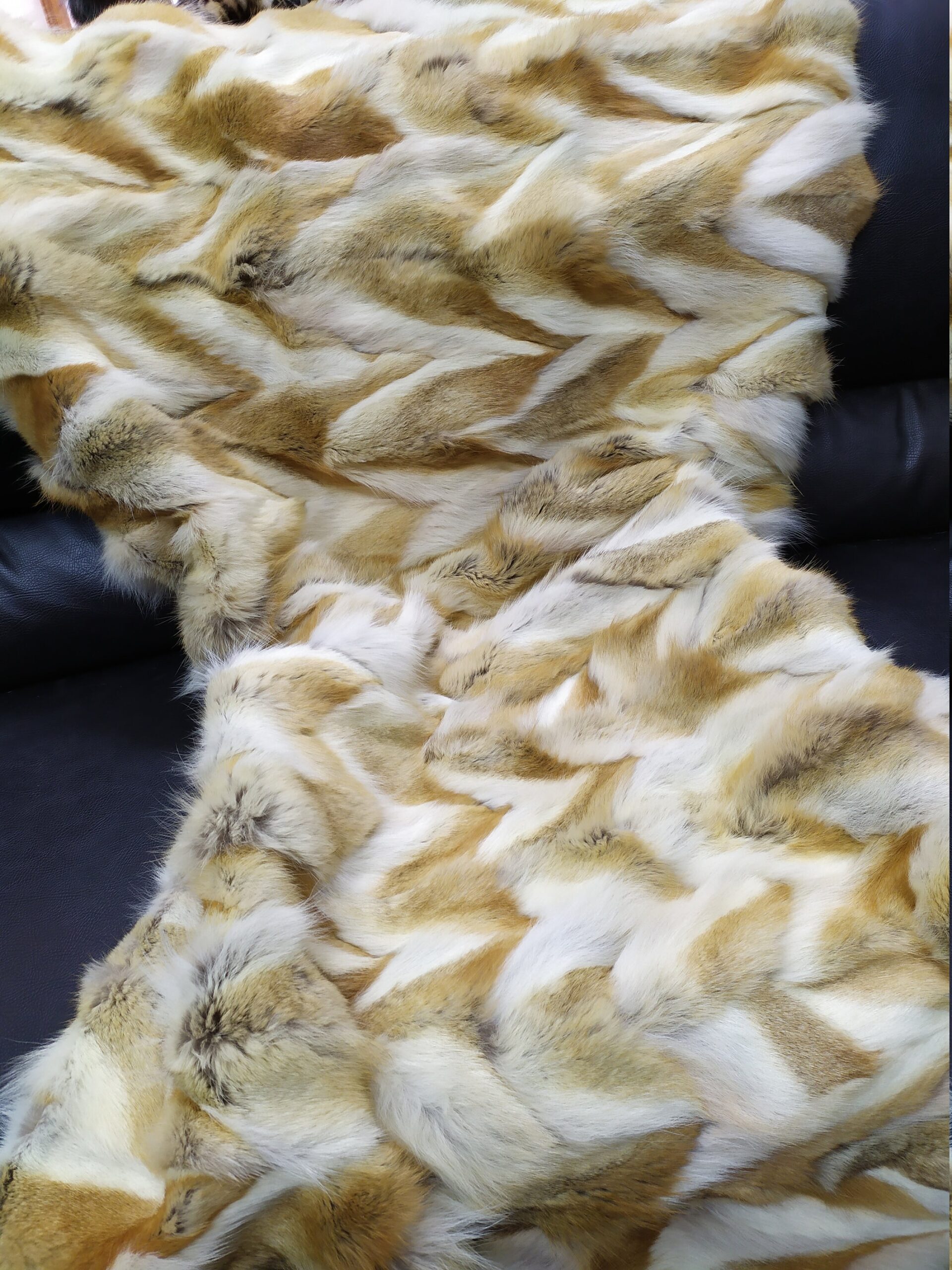 Real Coyote fur blanket throw Natural color, Home warmer - Image 6