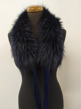 Blue Finn Raccoon Fur Collar: Winter Coat Accessory