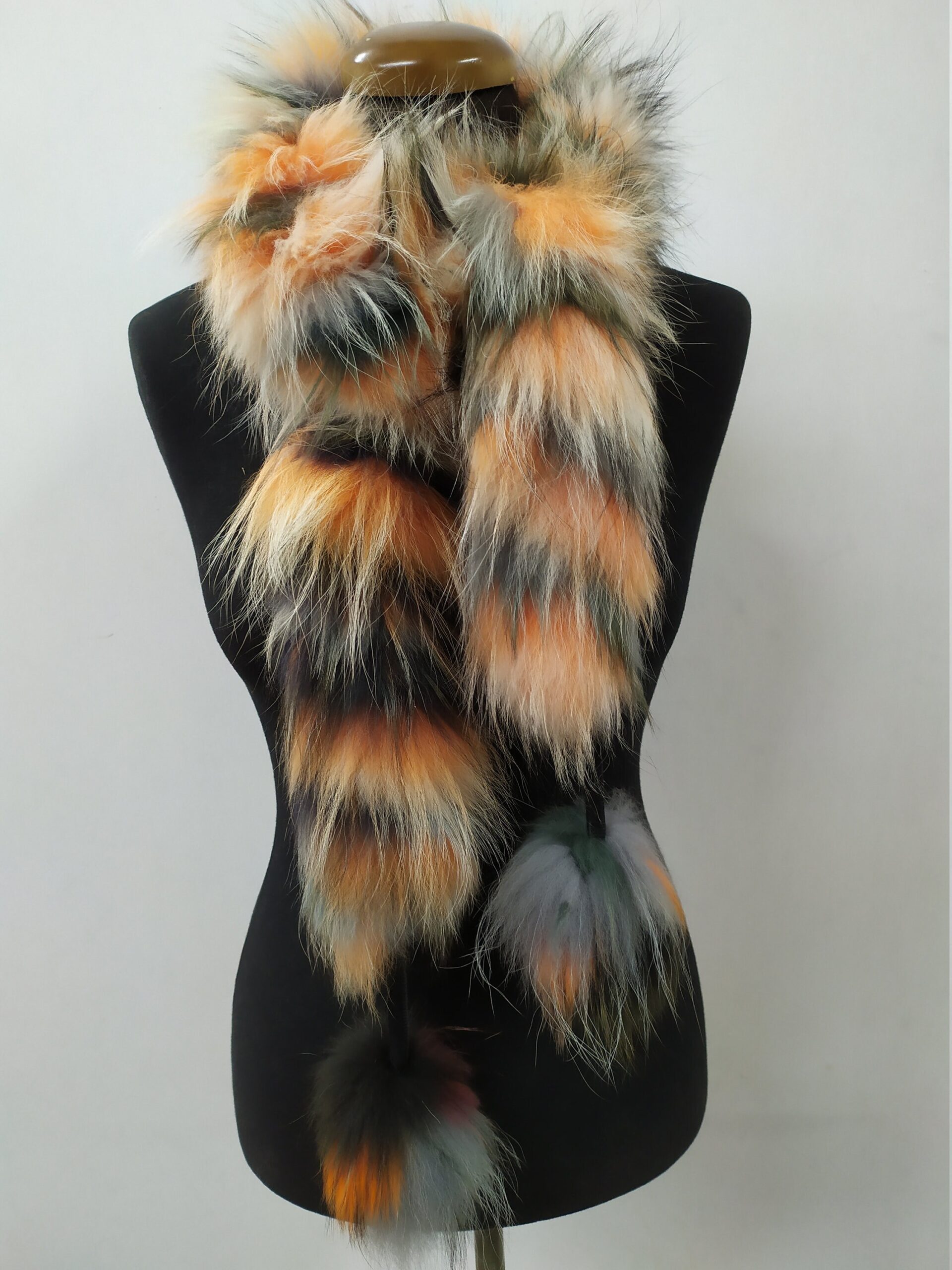 Fur finn Raccoon multicolor pon pon design scarf fluffy and thick quality. - Image 2