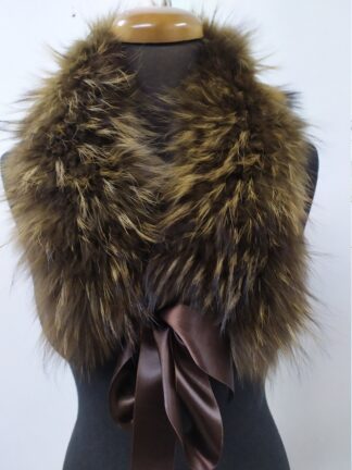 Finn Raccoon Fur Collar: Winter Coat Accessory, Green