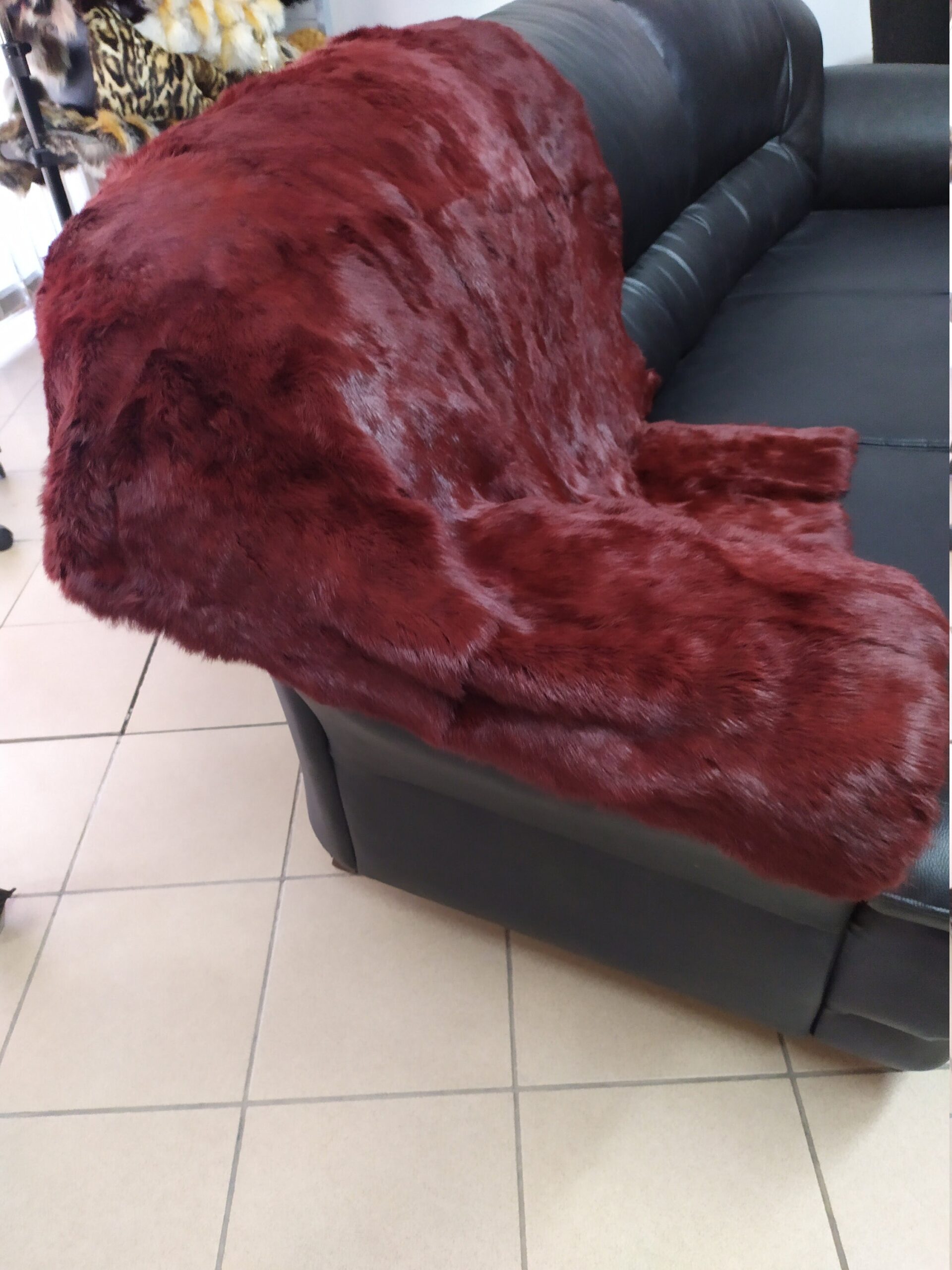 Real Rabbit fur blanket throw bordo, Home warmer - Image 3