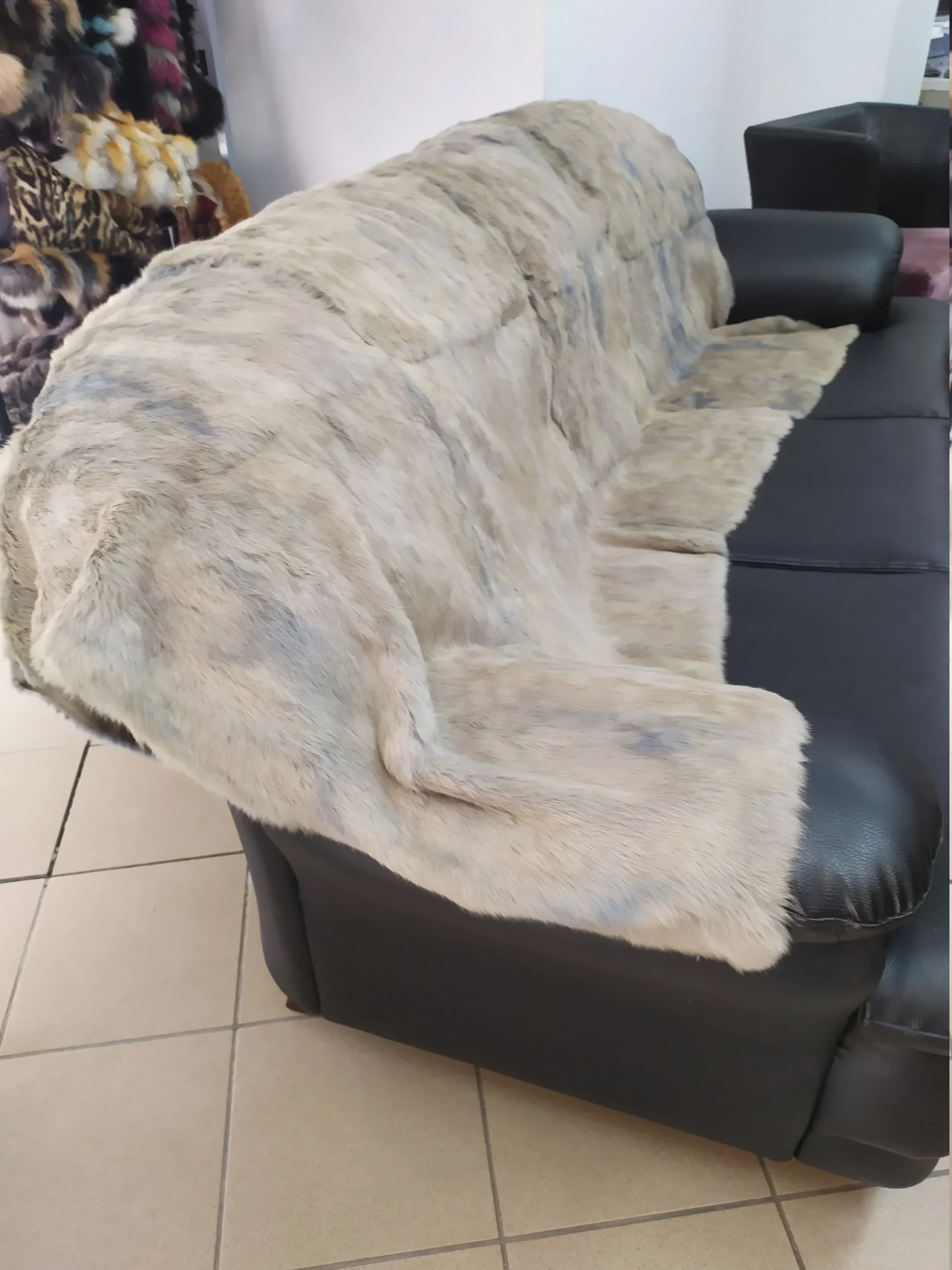 Real Rabbit fur blanket throw light gray & blue highlights, Home warmer - Image 4