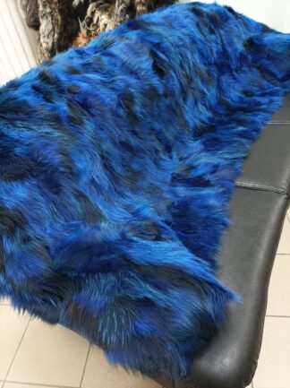 Real Finn raccoon fur blanket throw blue electric color, Home warmer