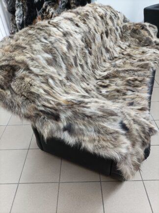 Real Finn raccoon fur blanket throw natural color, Home warmer