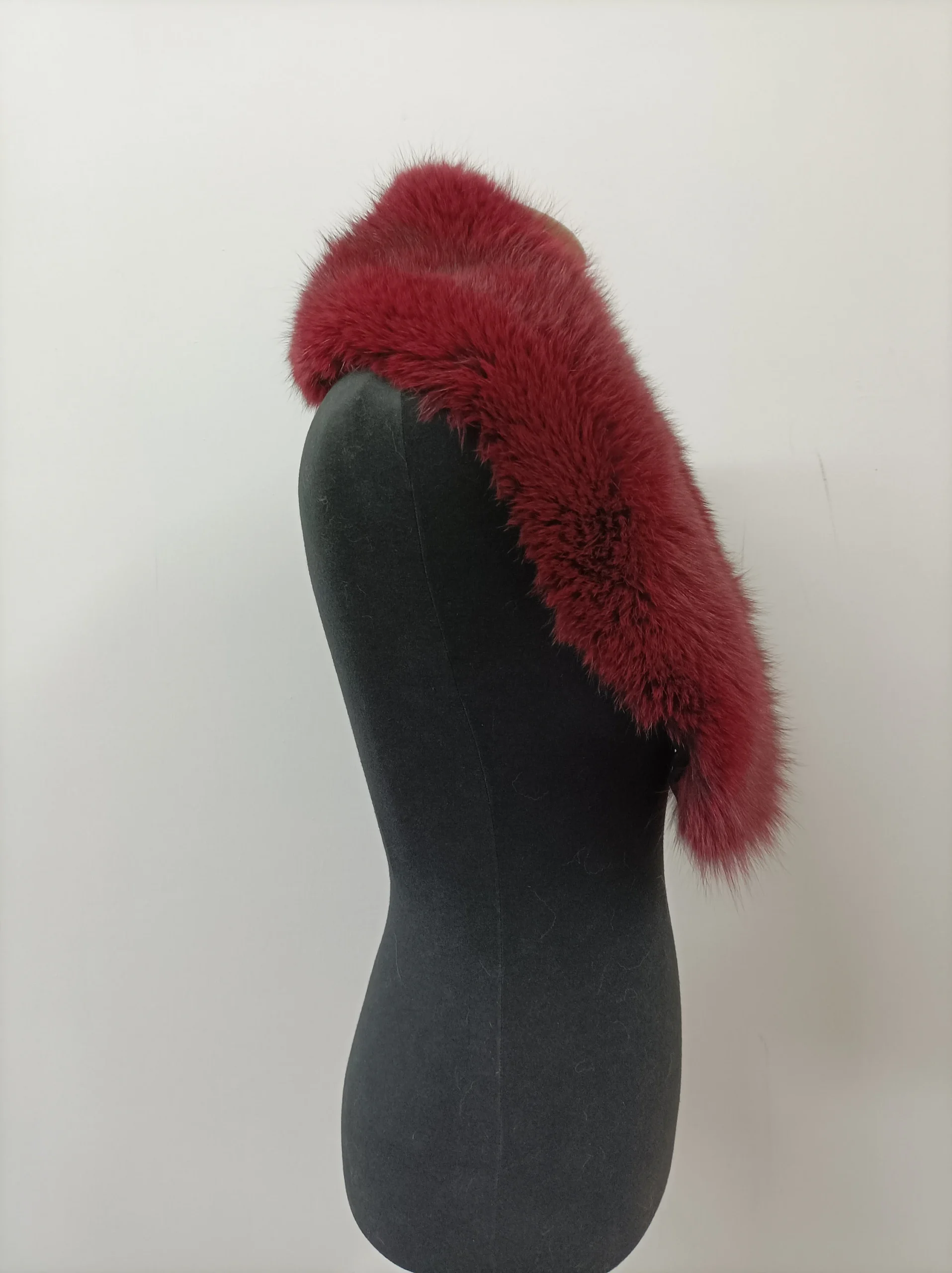 Bordo Fox Fur Collar, Real Fur, Soft & Fluffy - Image 4