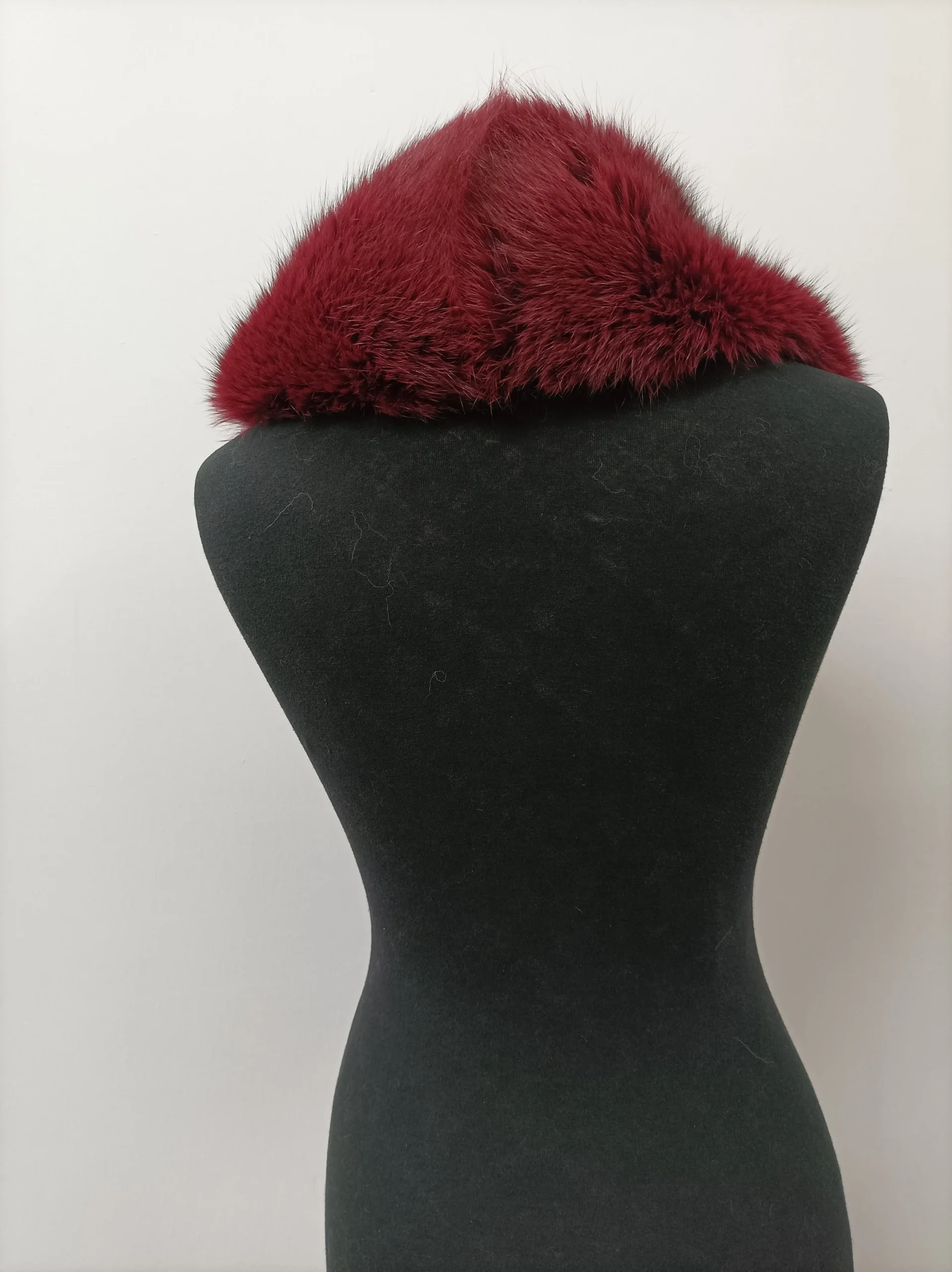 Bordo Fox Fur Collar, Real Fur, Soft & Fluffy - Image 5
