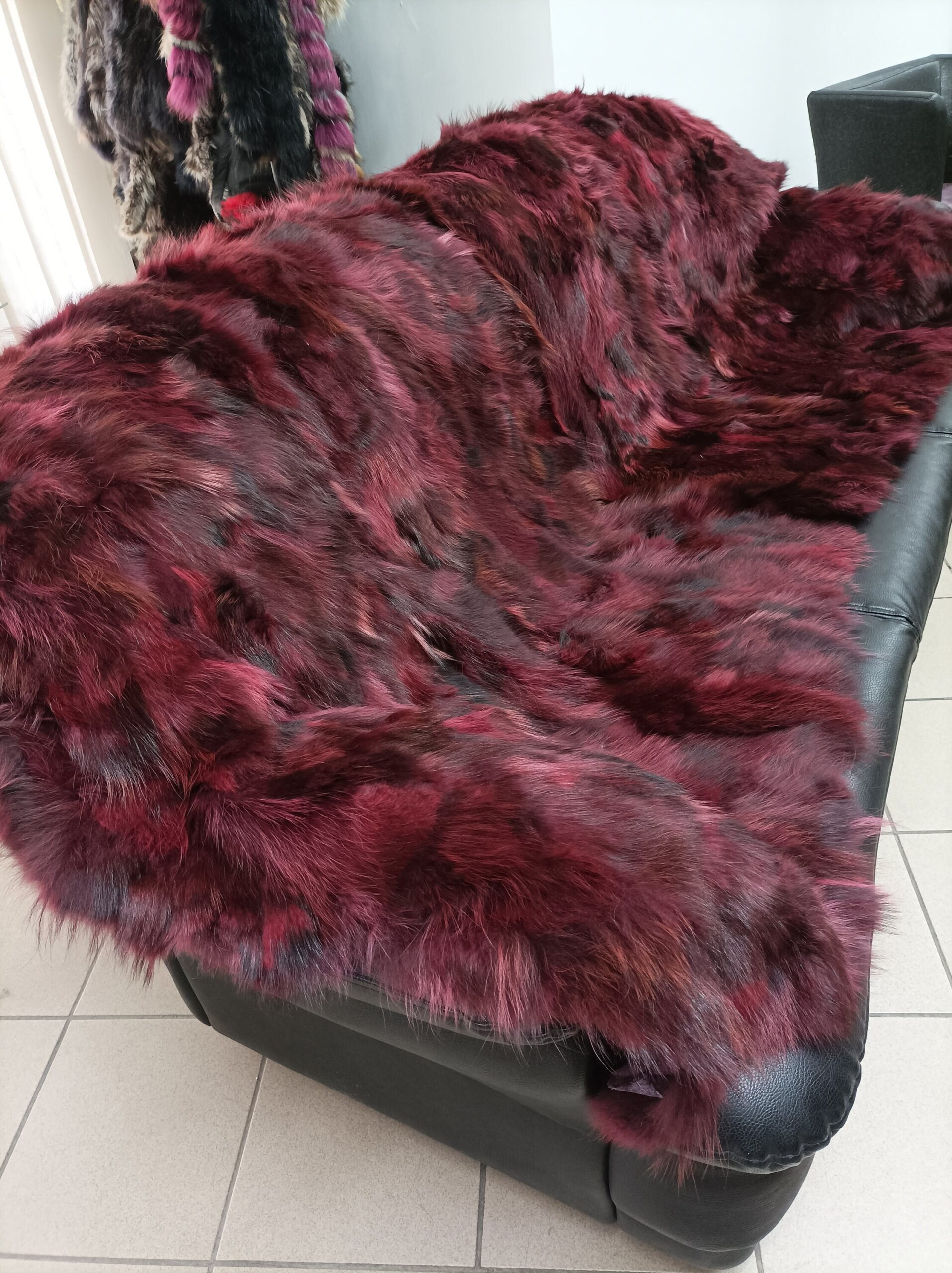 Real Finn raccoon fur blanket throw bordo color, Home warmer