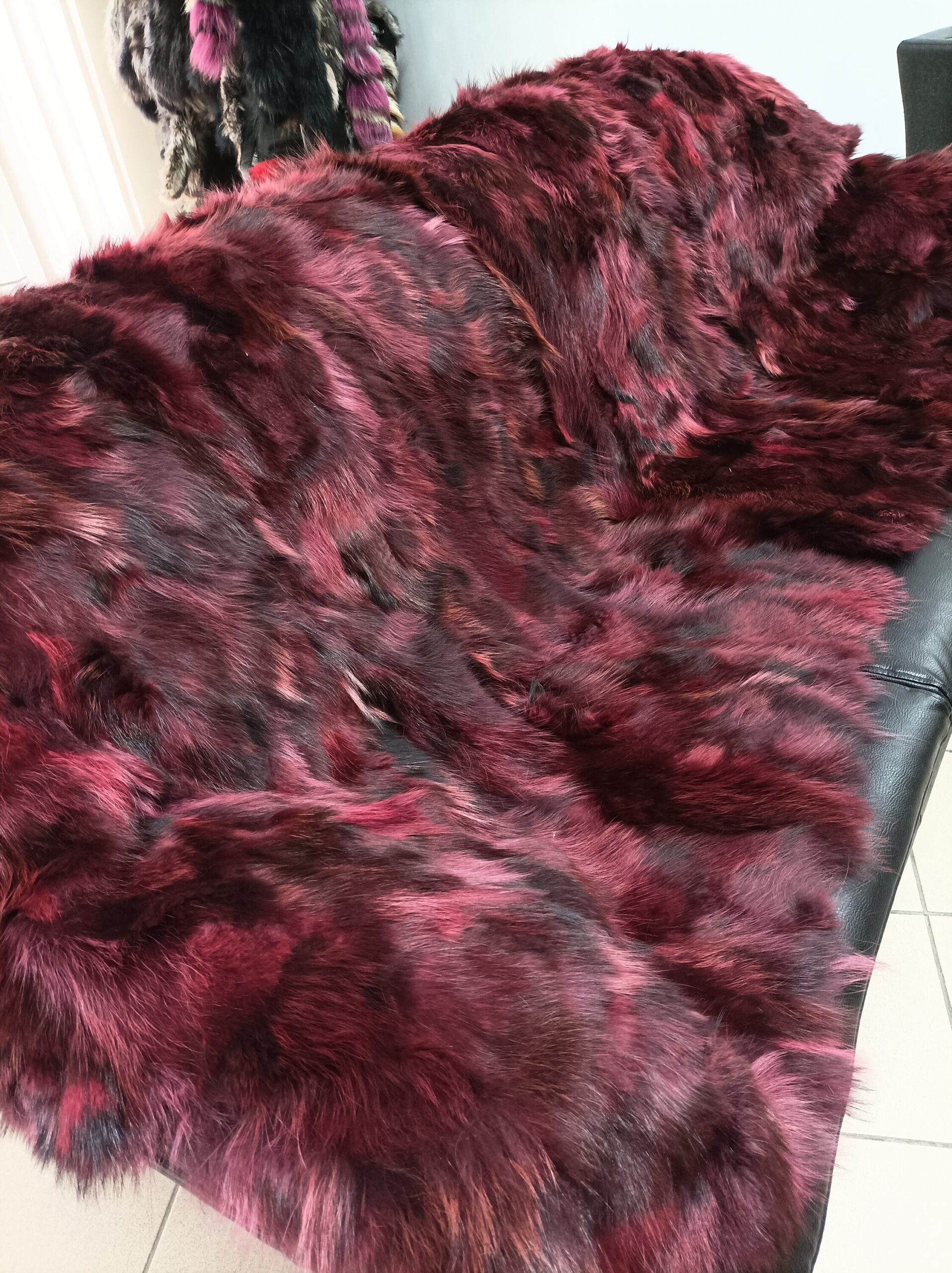 Real Finn raccoon fur blanket throw bordo color, Home warmer - Image 6