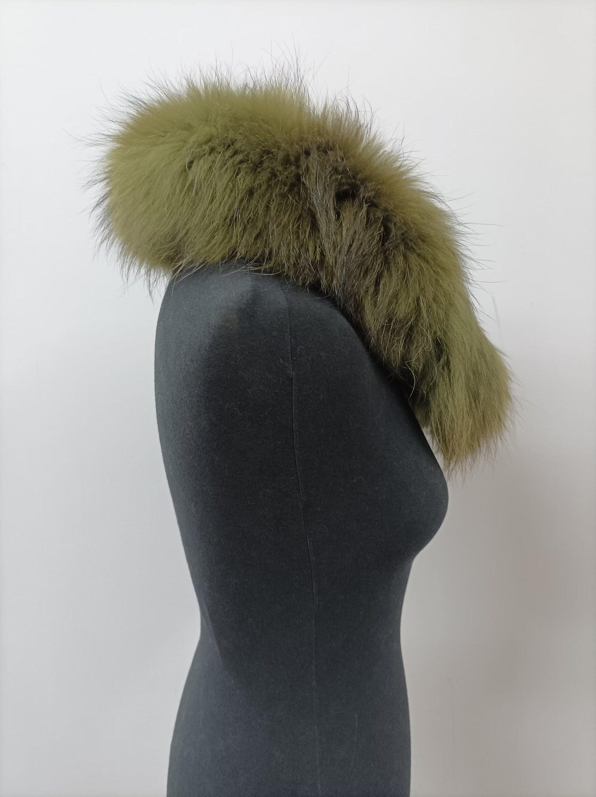 Fur hood trim, real finn racoonn hood trim, fur collar, green color, finn racoonn fur hood trim, fur scarf. - Image 3