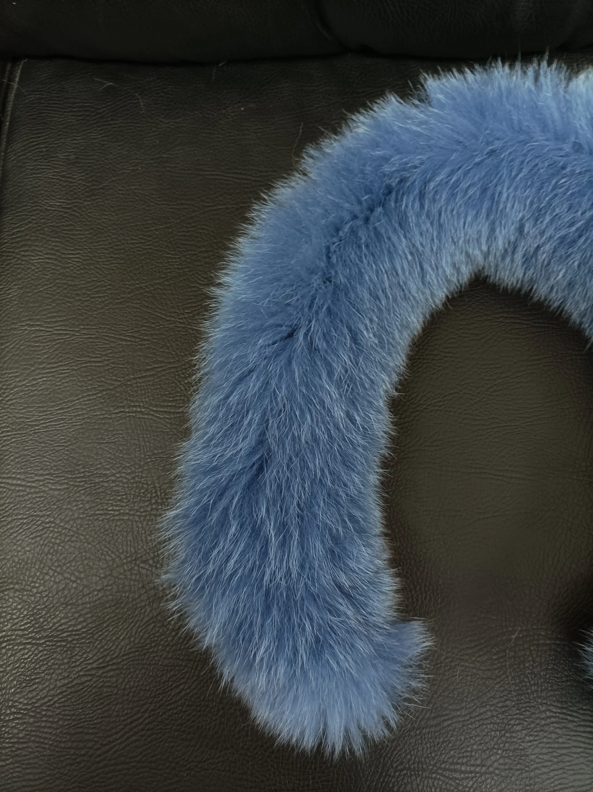 Real Fox Fur Hood Trim, Blue Fur Collar, Fur Scarf (73cm) - Image 5