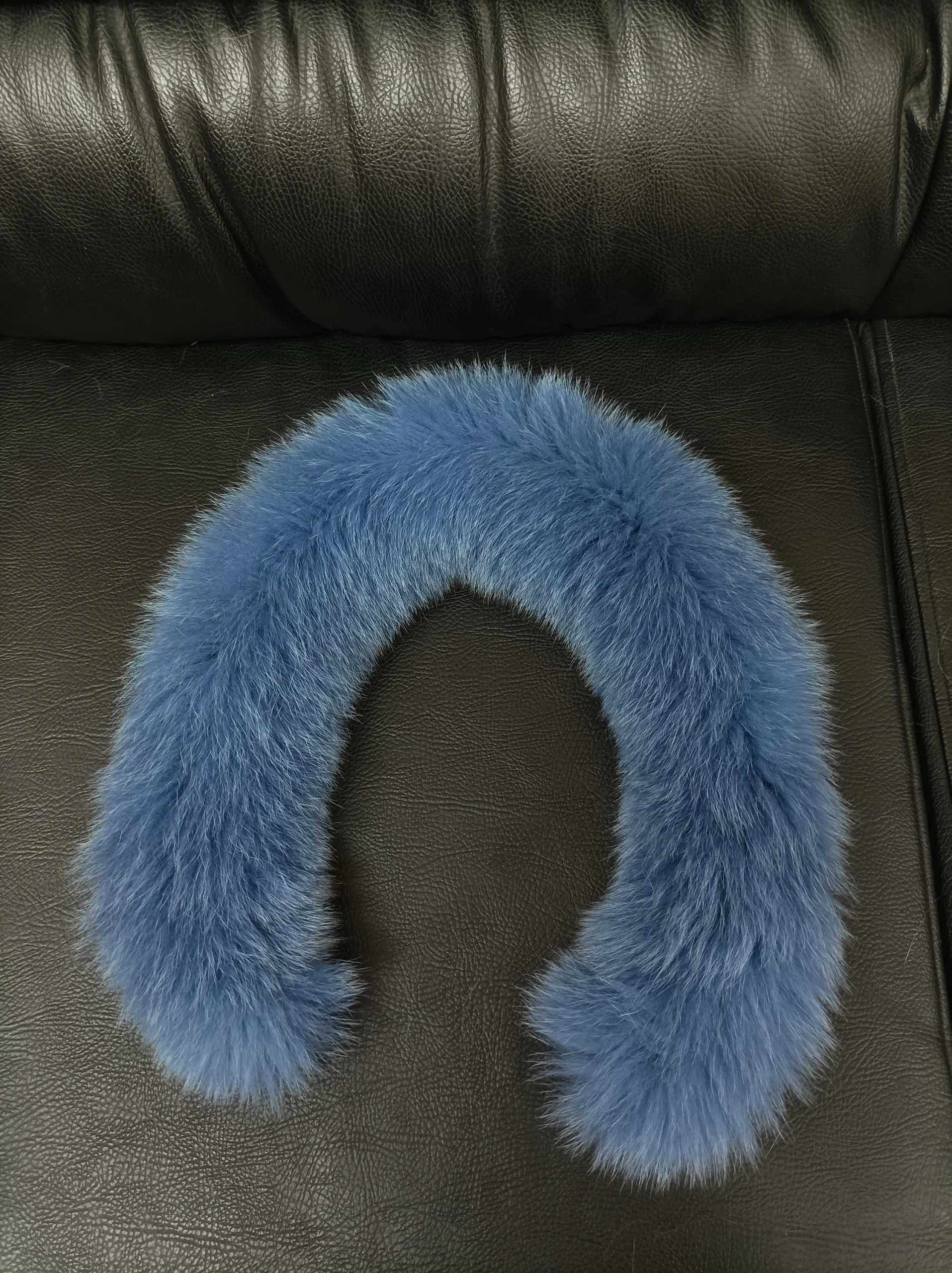 Real Fox Fur Hood Trim, Blue Fur Collar, Fur Scarf (73cm) - Image 6