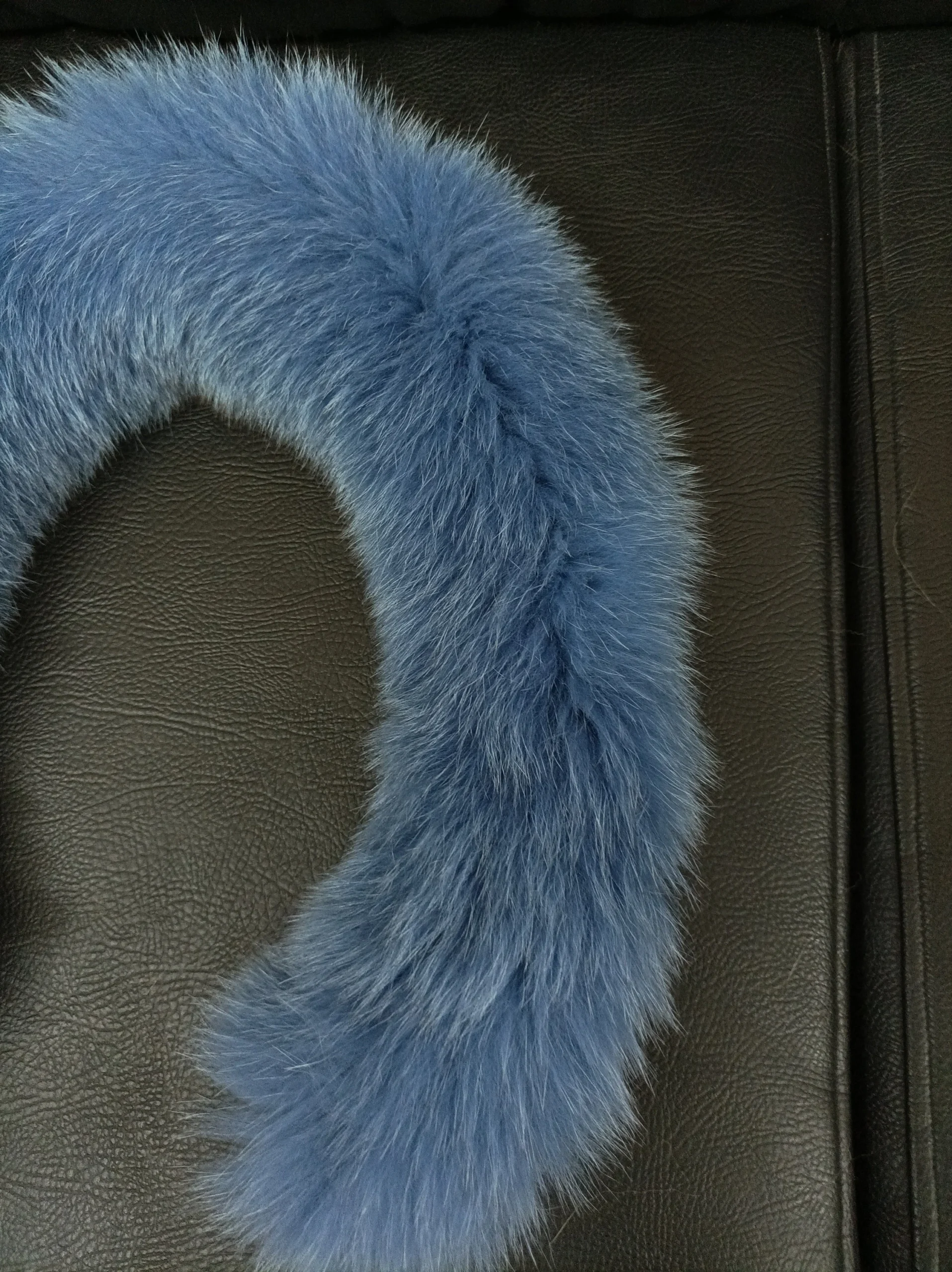 Real Fox Fur Hood Trim, Blue Fur Collar, Fur Scarf (73cm) - Image 8