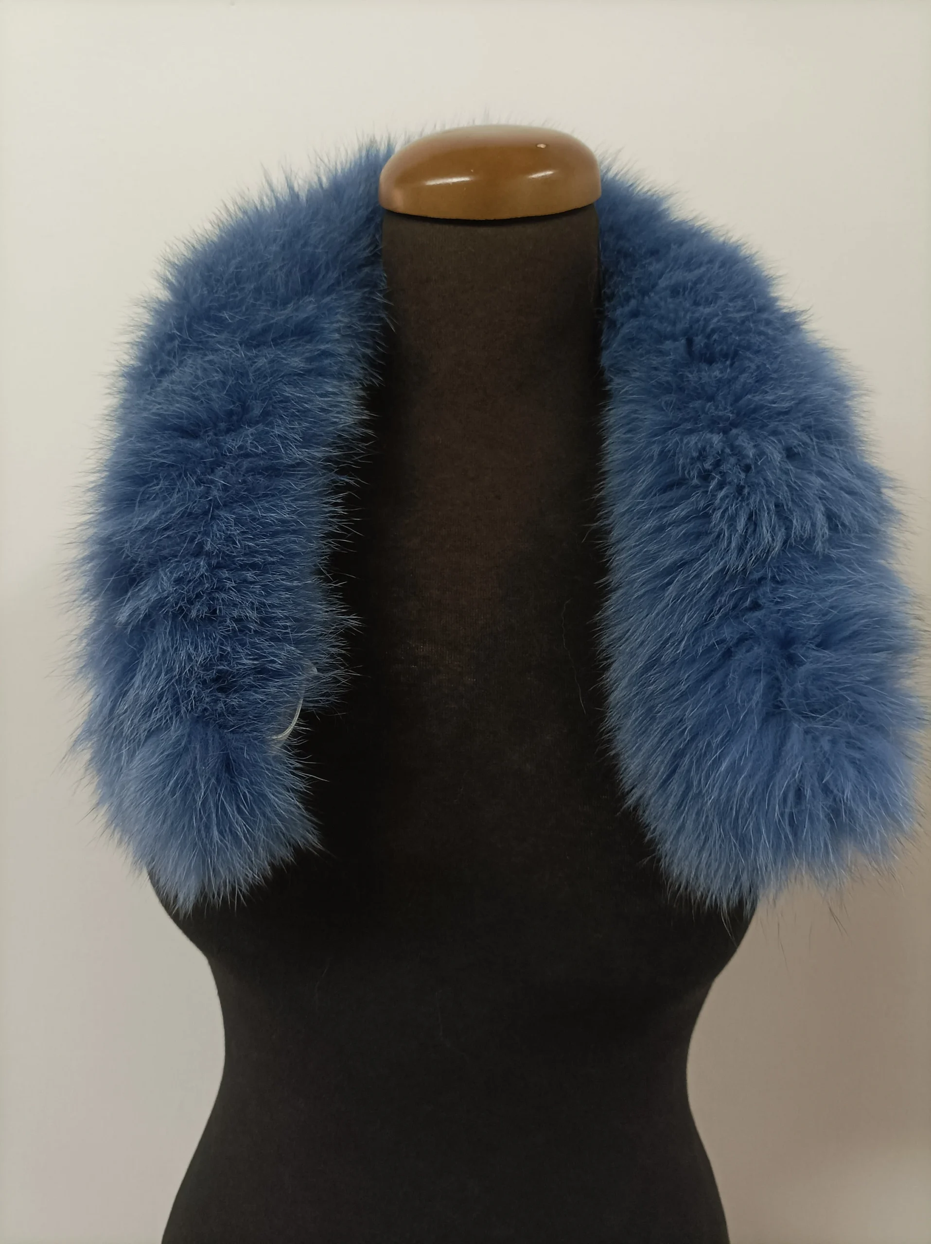 Real Fox Fur Hood Trim, Blue Fur Collar, Fur Scarf (73cm) - Image 9