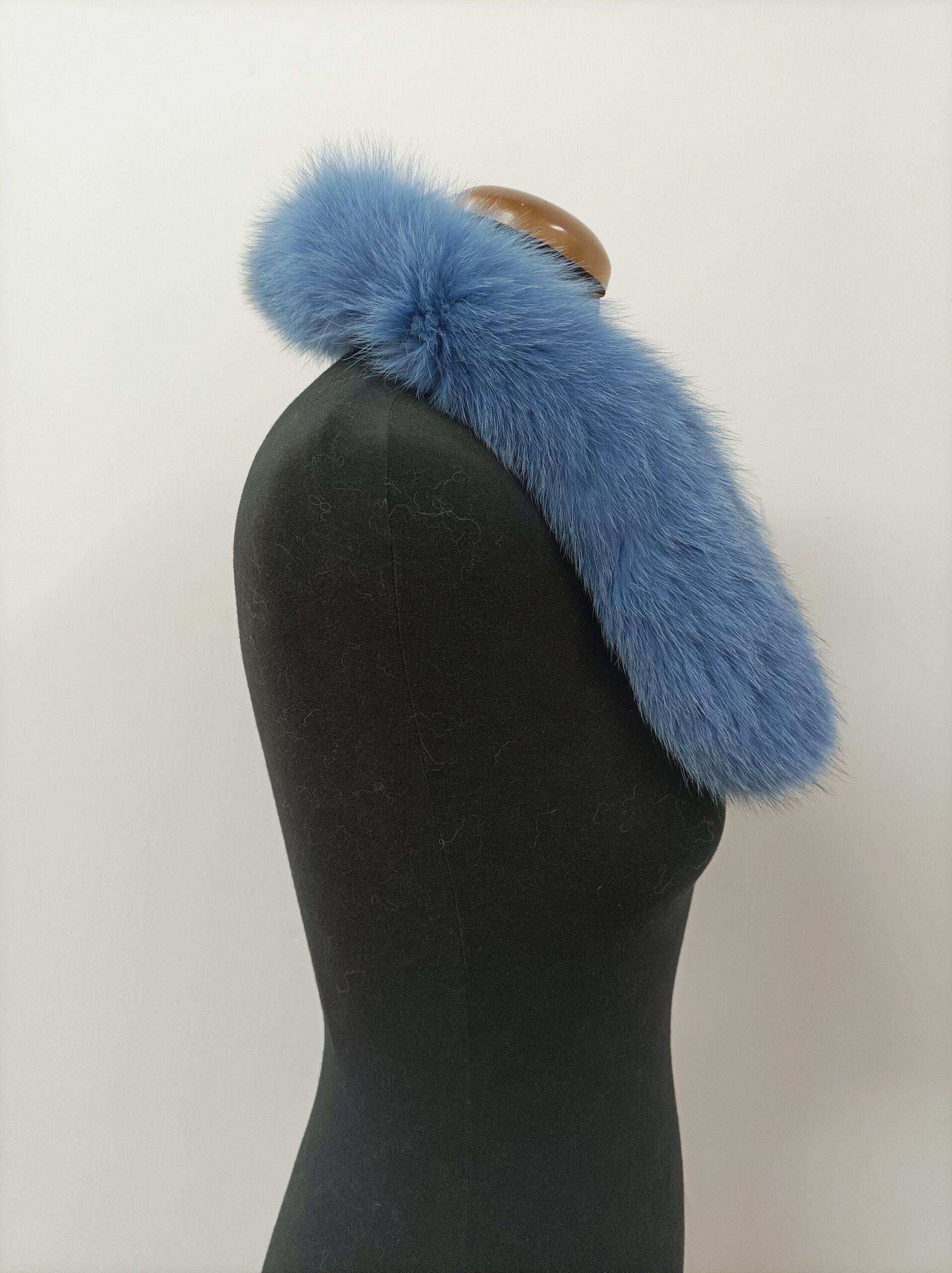 Blue Fox Fur Hood Trim: Fur Collar Scarf (73cm) - Image 5
