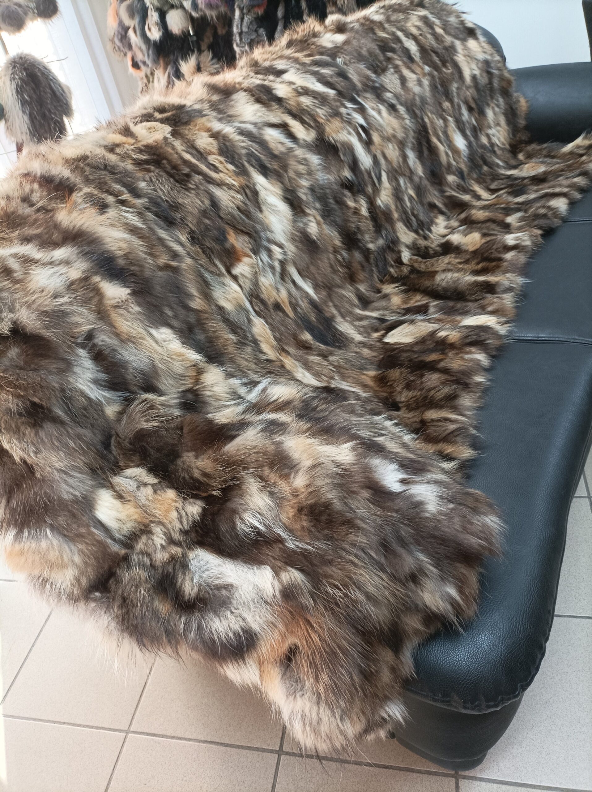 Real Finn raccoon fur blanket throw natural color, Home warmer - Image 6