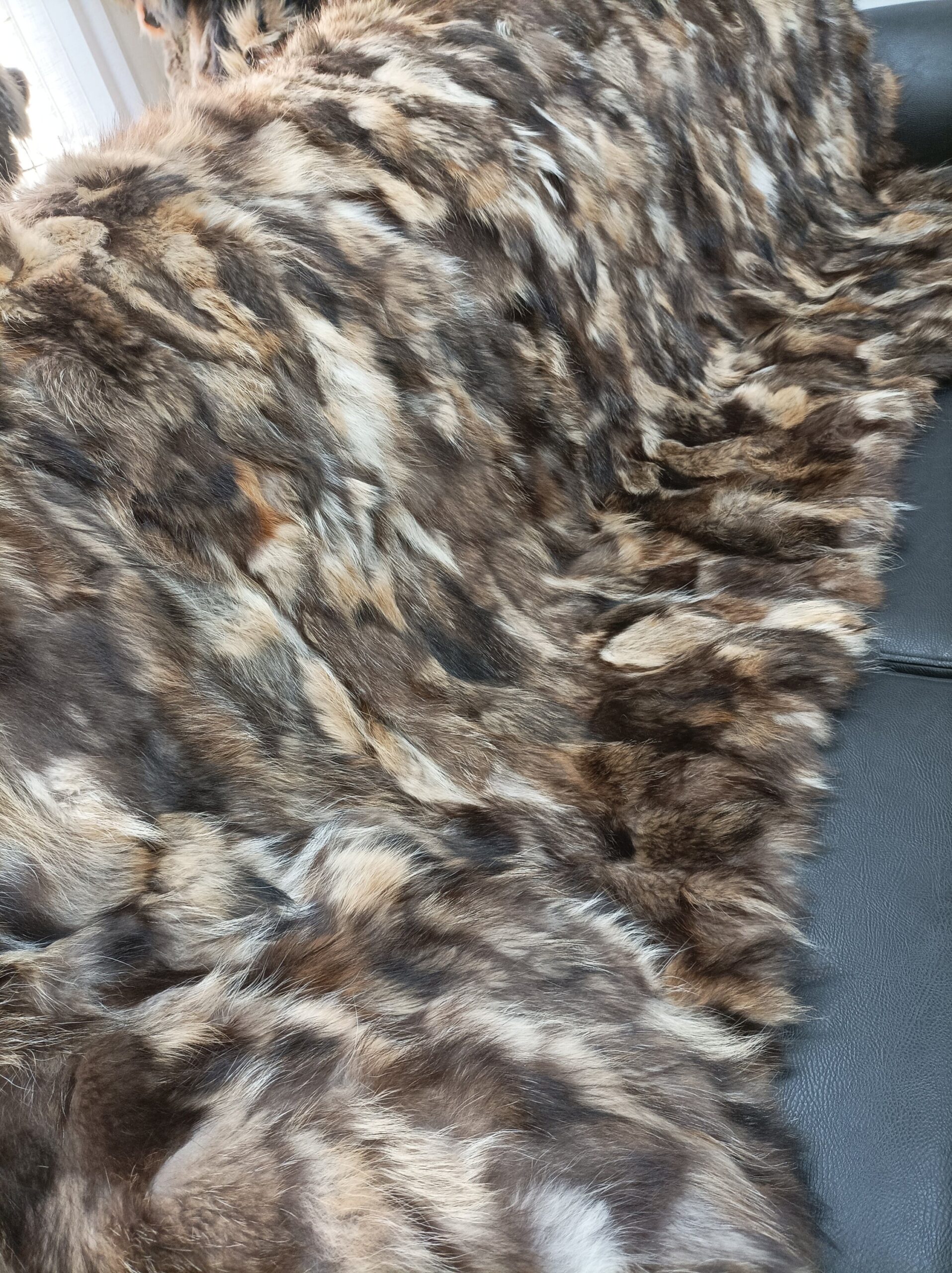 Real Finn raccoon fur blanket throw natural color, Home warmer - Image 2