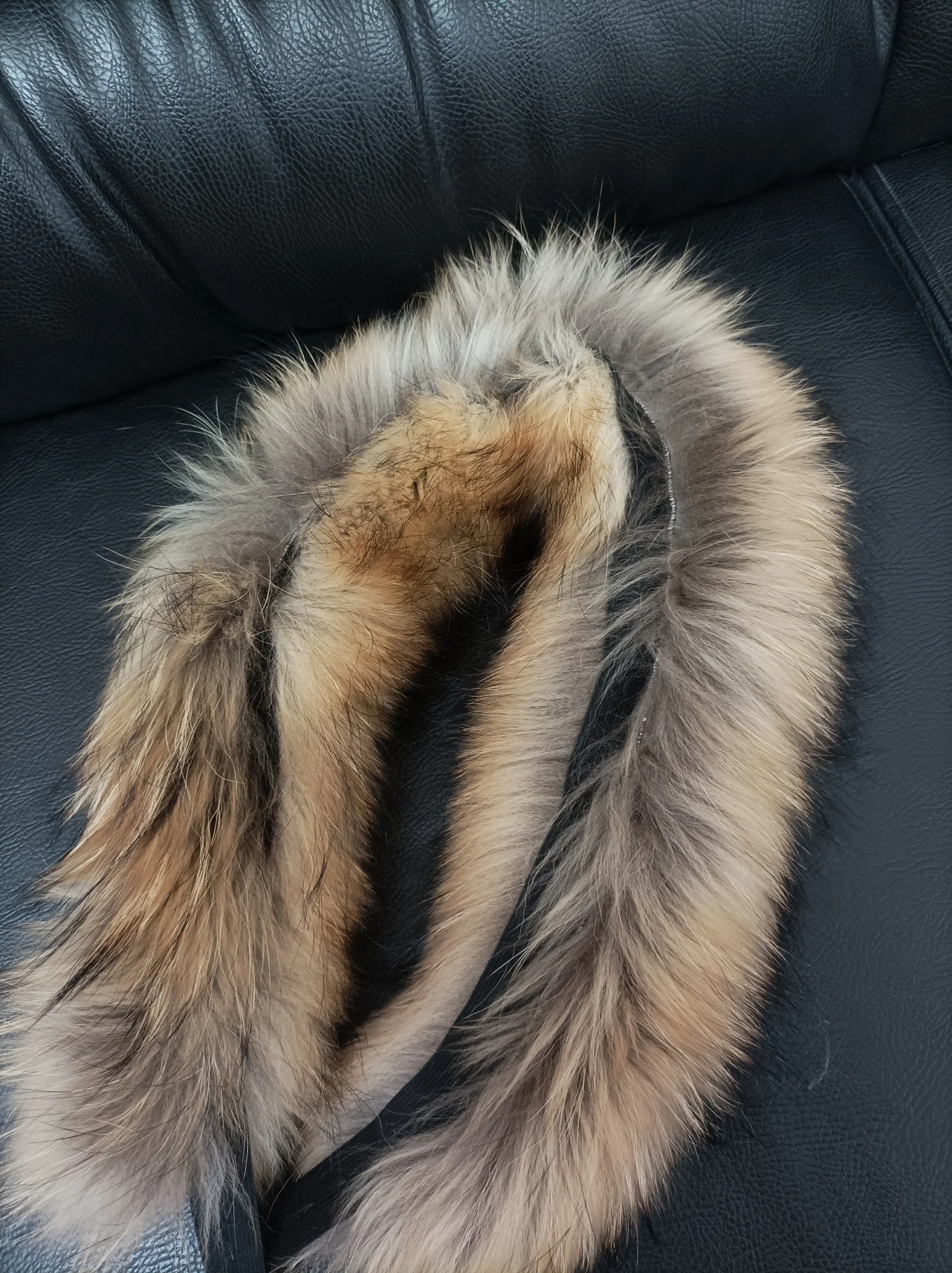 Fur hood trim, real finn raccoon hood trim,natural color, fur collar, fur hood trim, fur scarf. - Image 4