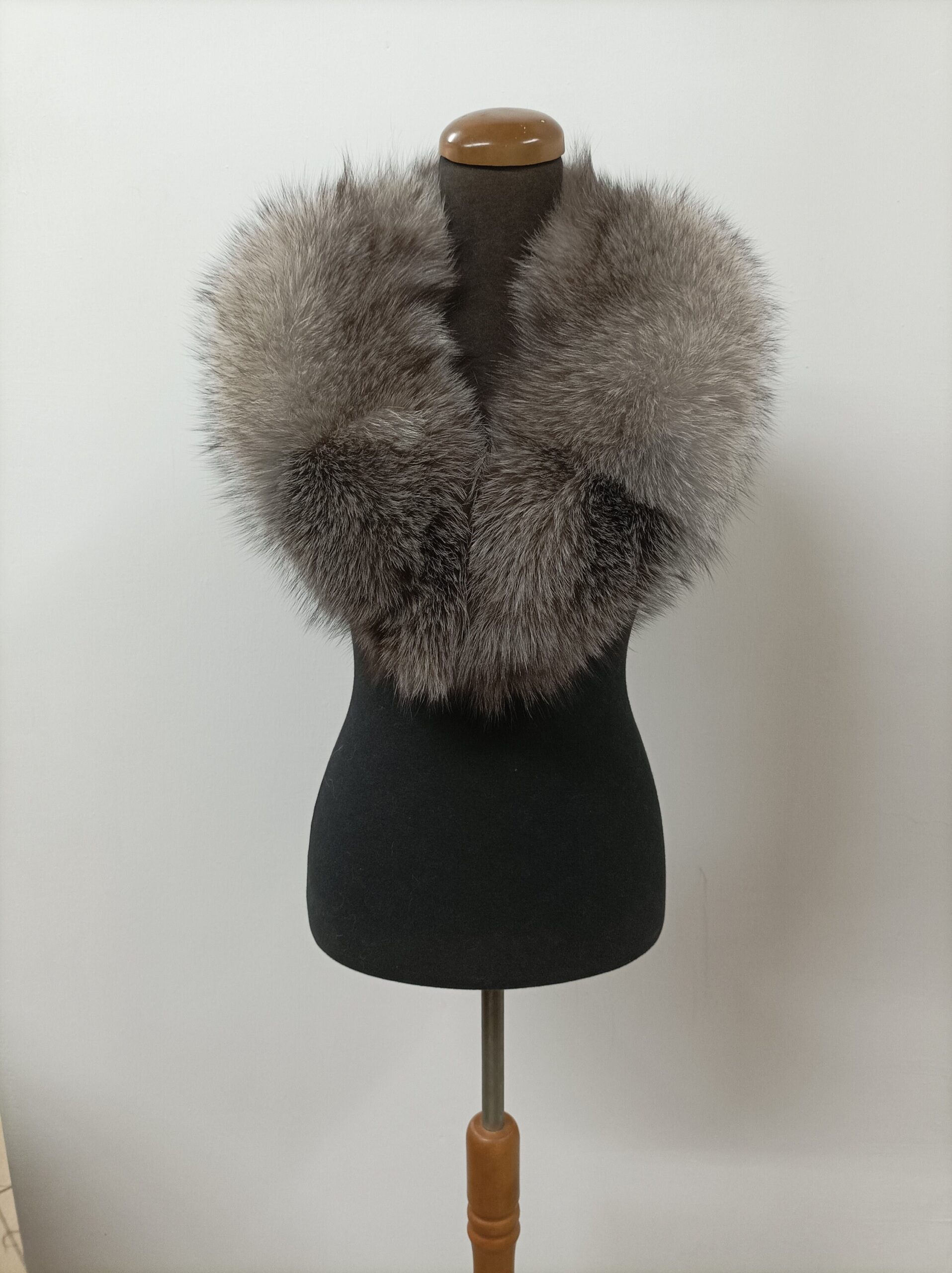 Fur collar, Fox fur collar, Real fur collar, silver and brown collor - Image 3