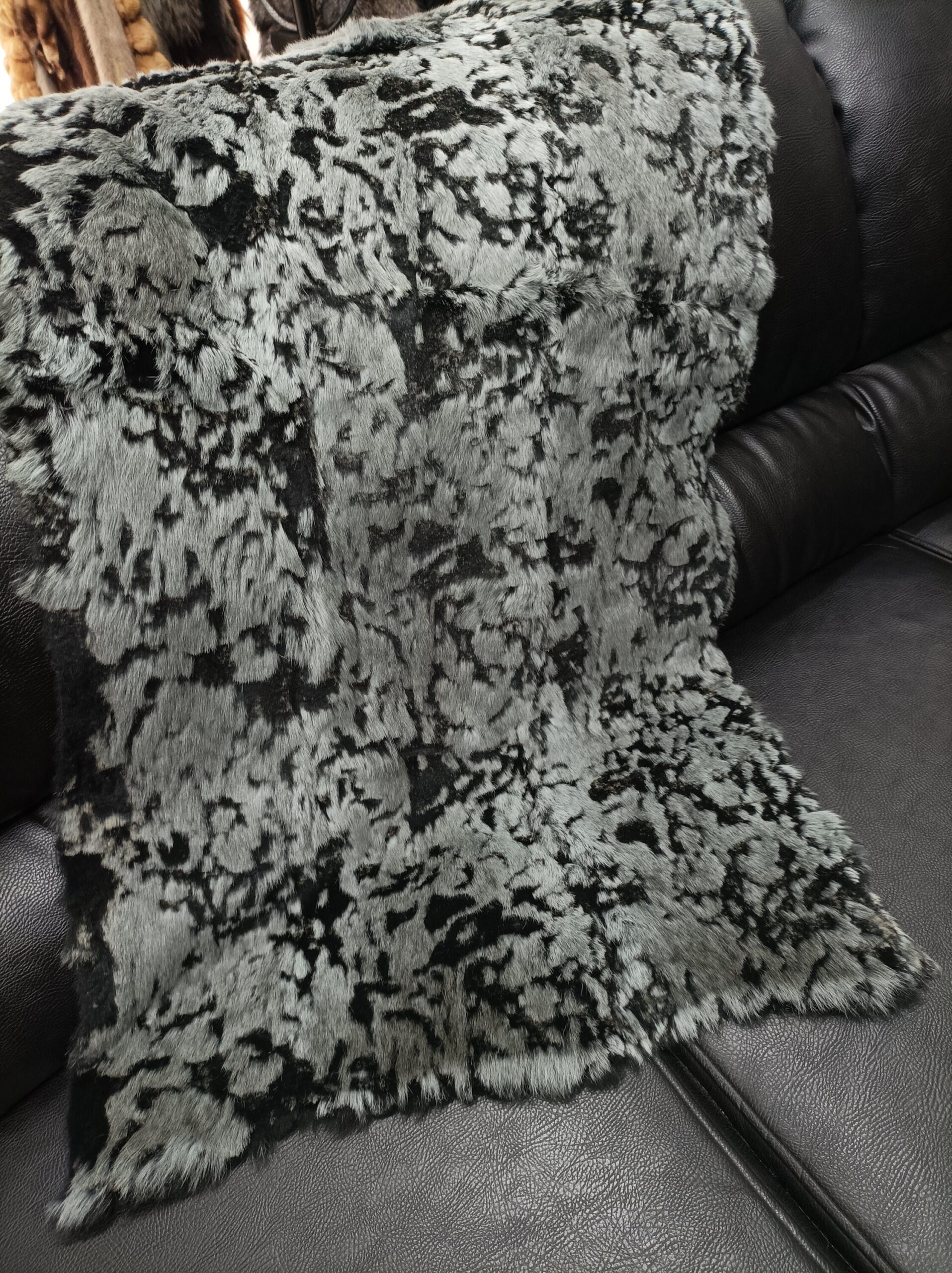 Real Rabbit fur blanket throw , Home warmer - Image 2