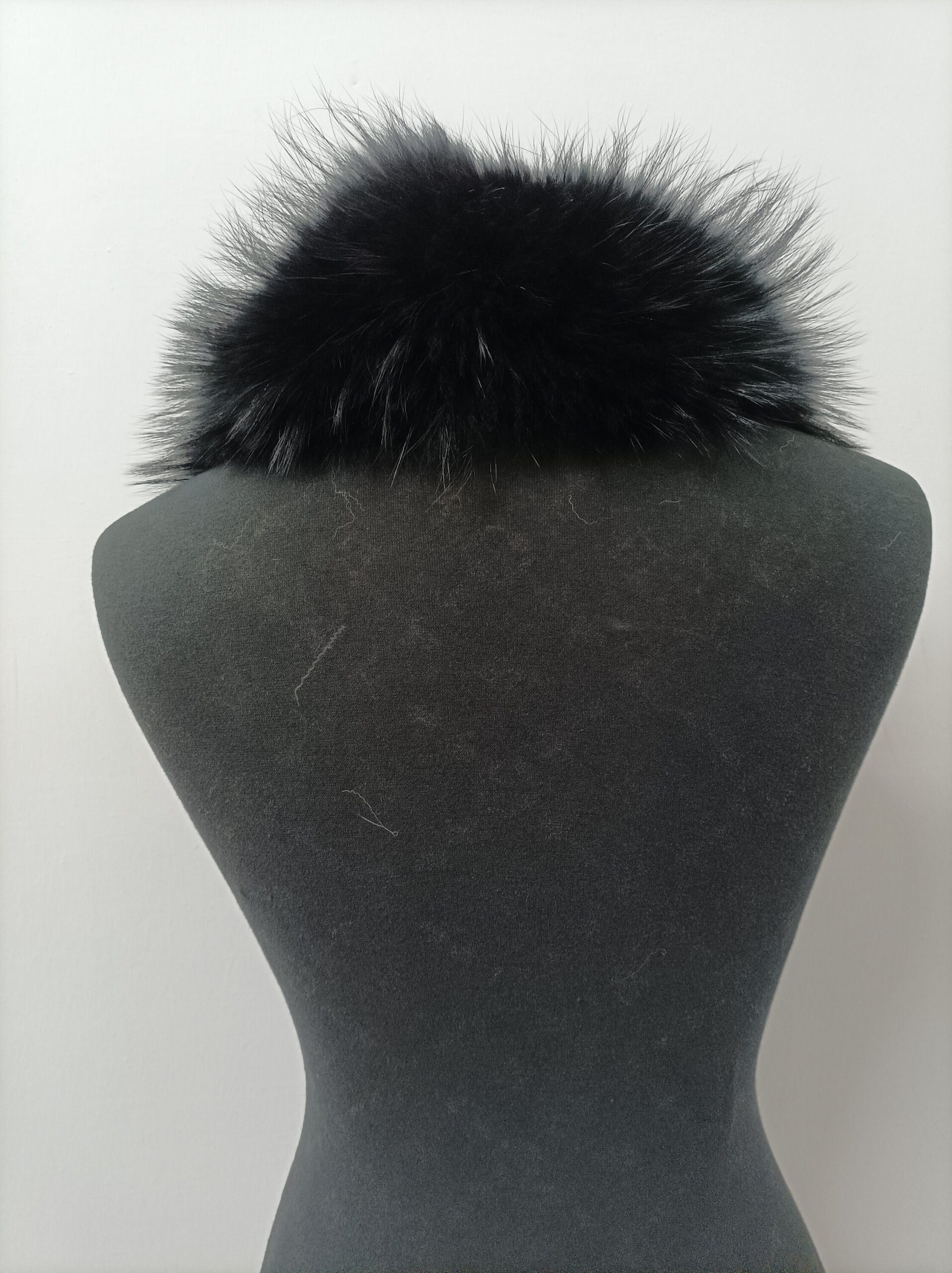 Fur collar,finn raccoon high quality, fur collar ,black color, coat winter accessories - Image 4