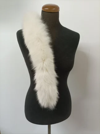 Ecru Fox Fur Hood Trim: Sew-On Fur Scarf (73cm)