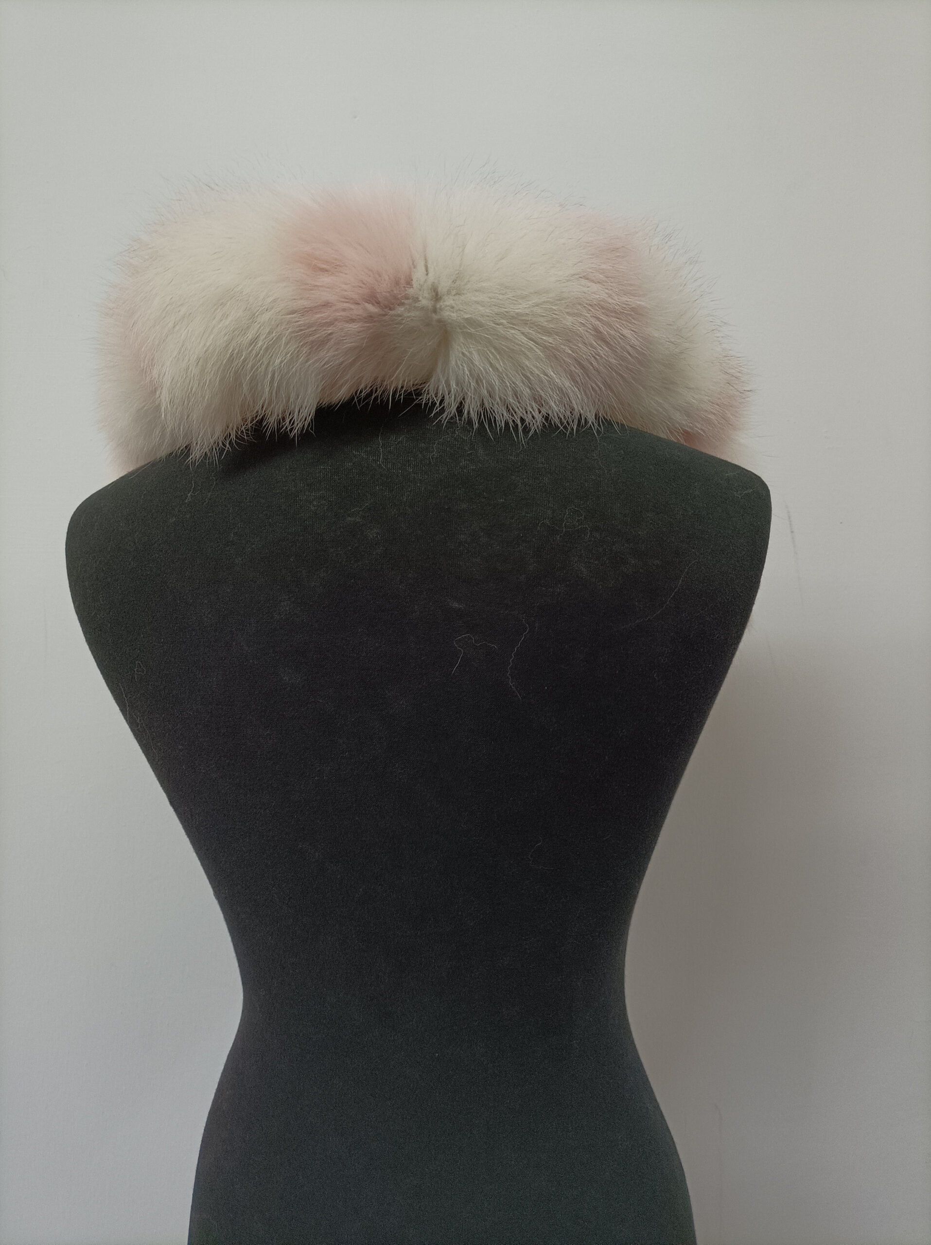 Real Fox Fur Hood Trim: Multicolor Fur Scarf (73cm) - Image 4