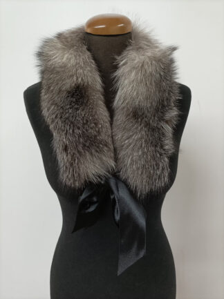 Silver Fox Fur Collar: Winter Coat Accessory