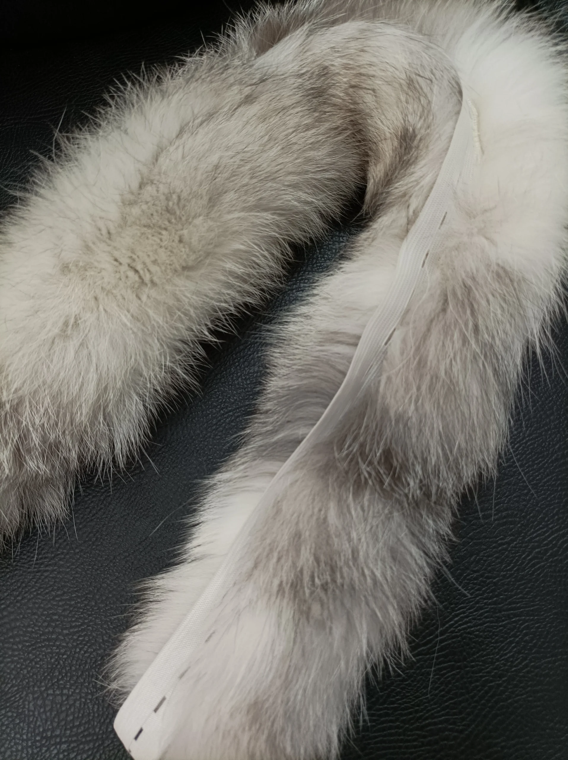 Platinum Fox Fur Hood Trim: Sew-On Fur Scarf (73cm) - Image 5