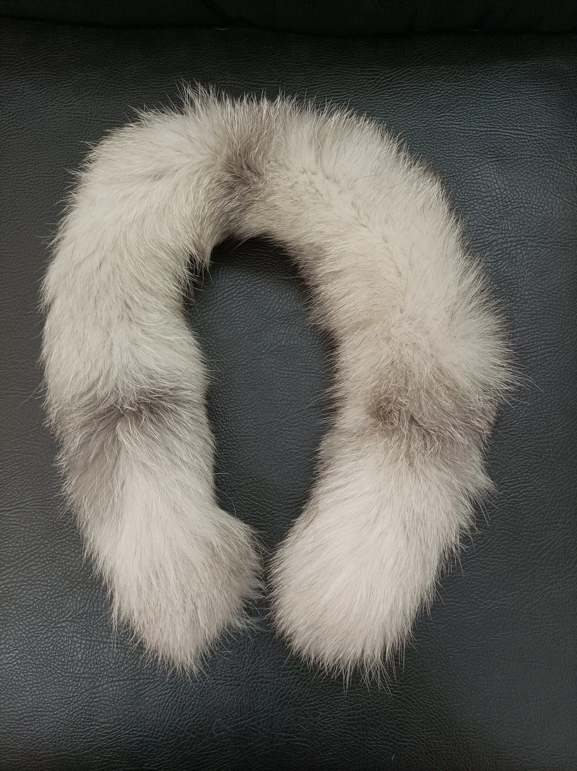 Platinum Fox Fur Hood Trim: Sew-On Fur Scarf (73cm) - Image 7