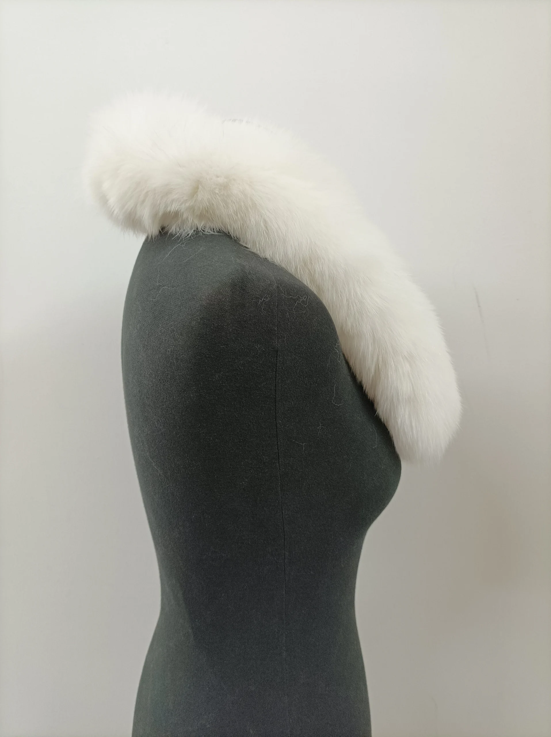 White Fox Fur Hood Trim: Sew-On Collar Scarf (73cm) - Image 5