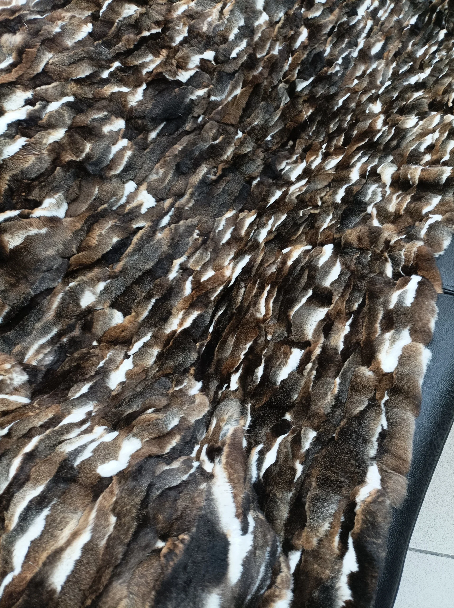 Real Orilak-Rex rabbit fur blanket throw, natural brown color, Home warmer - Image 9