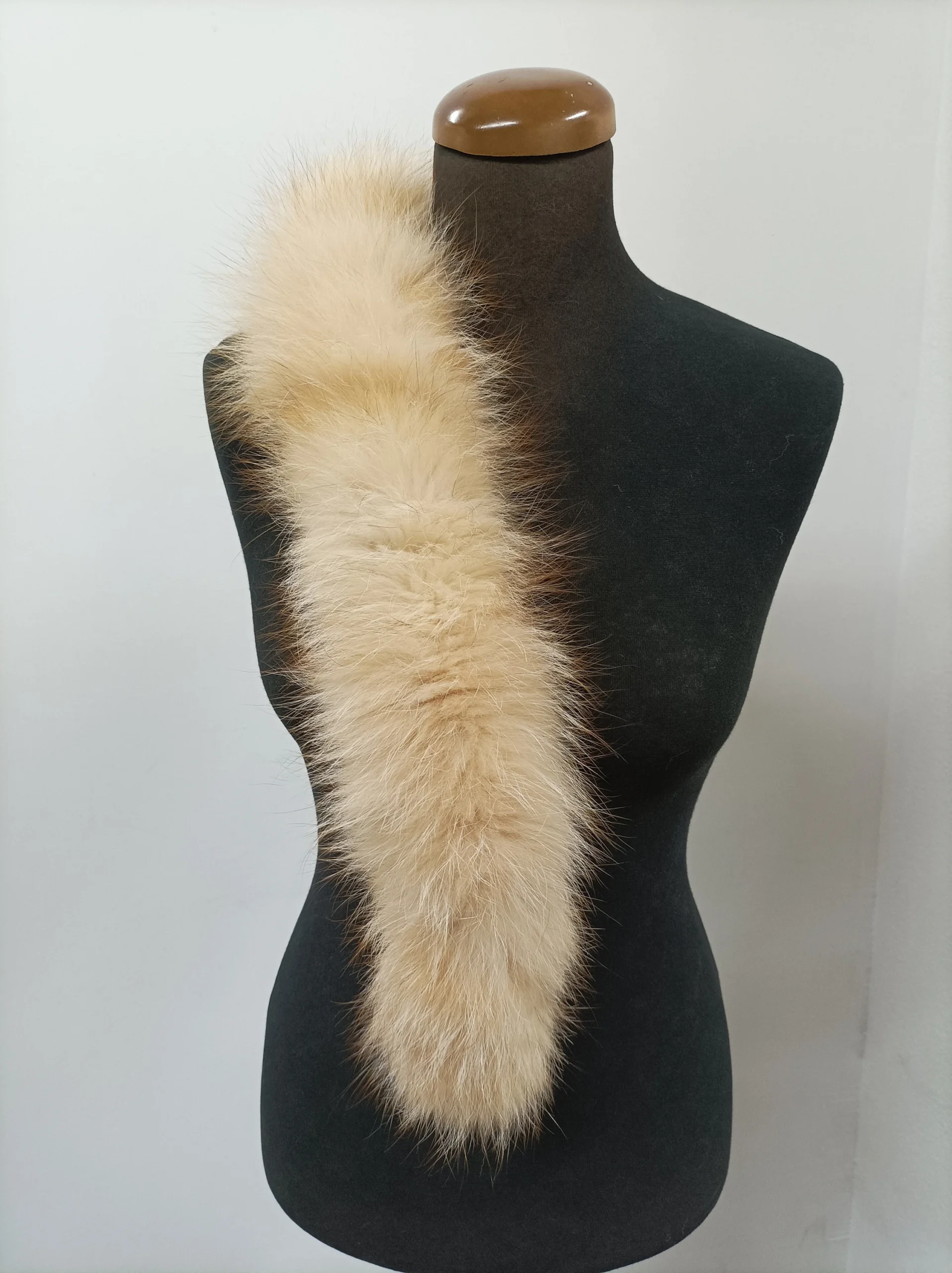 Real Fox Fur Hood Trim: Gold Fur Scarf Collar (73cm) - Image 4