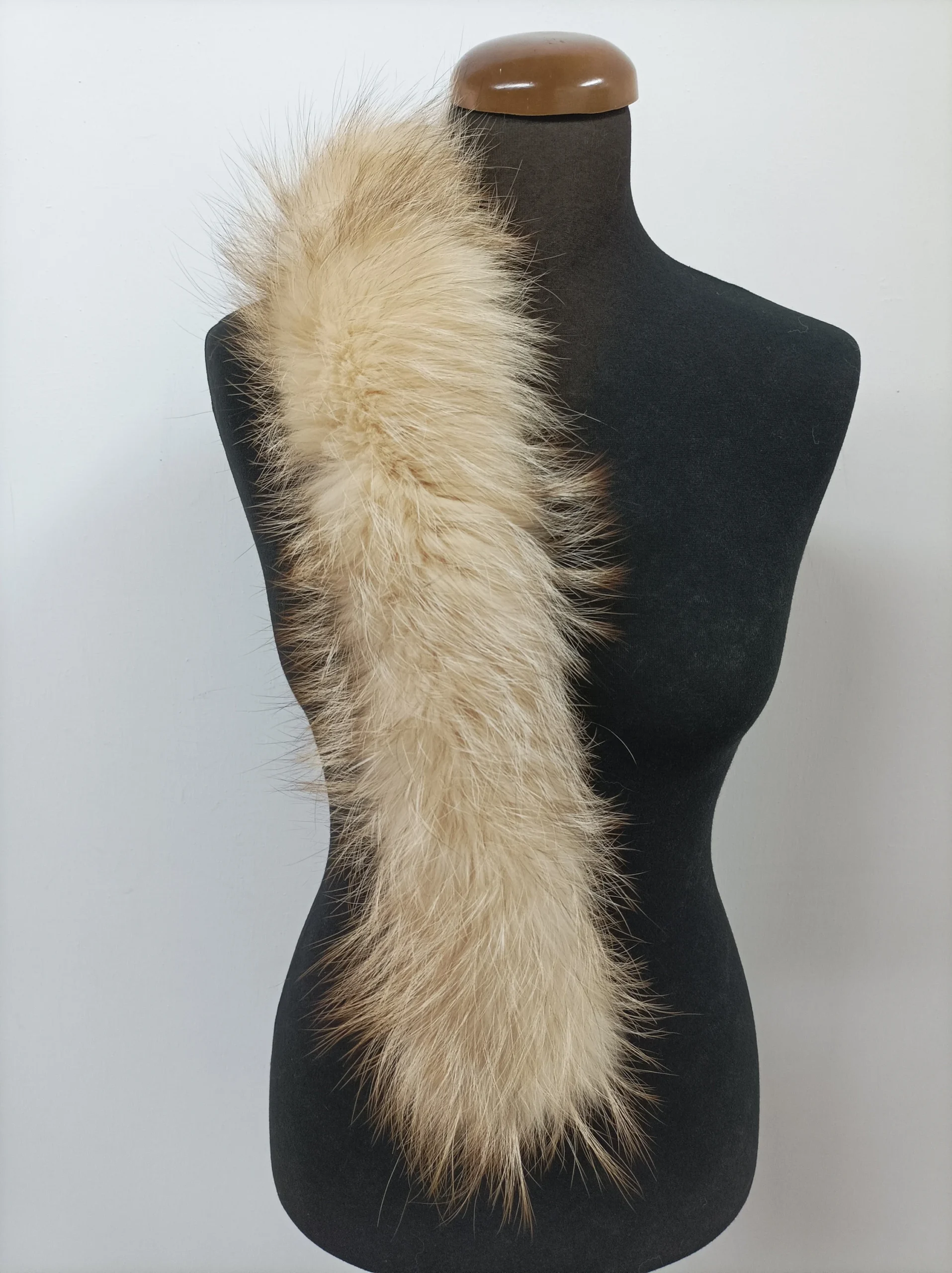 Real Fox Fur Hood Trim: Fluffy Fur Scarf, Collar - Image 3