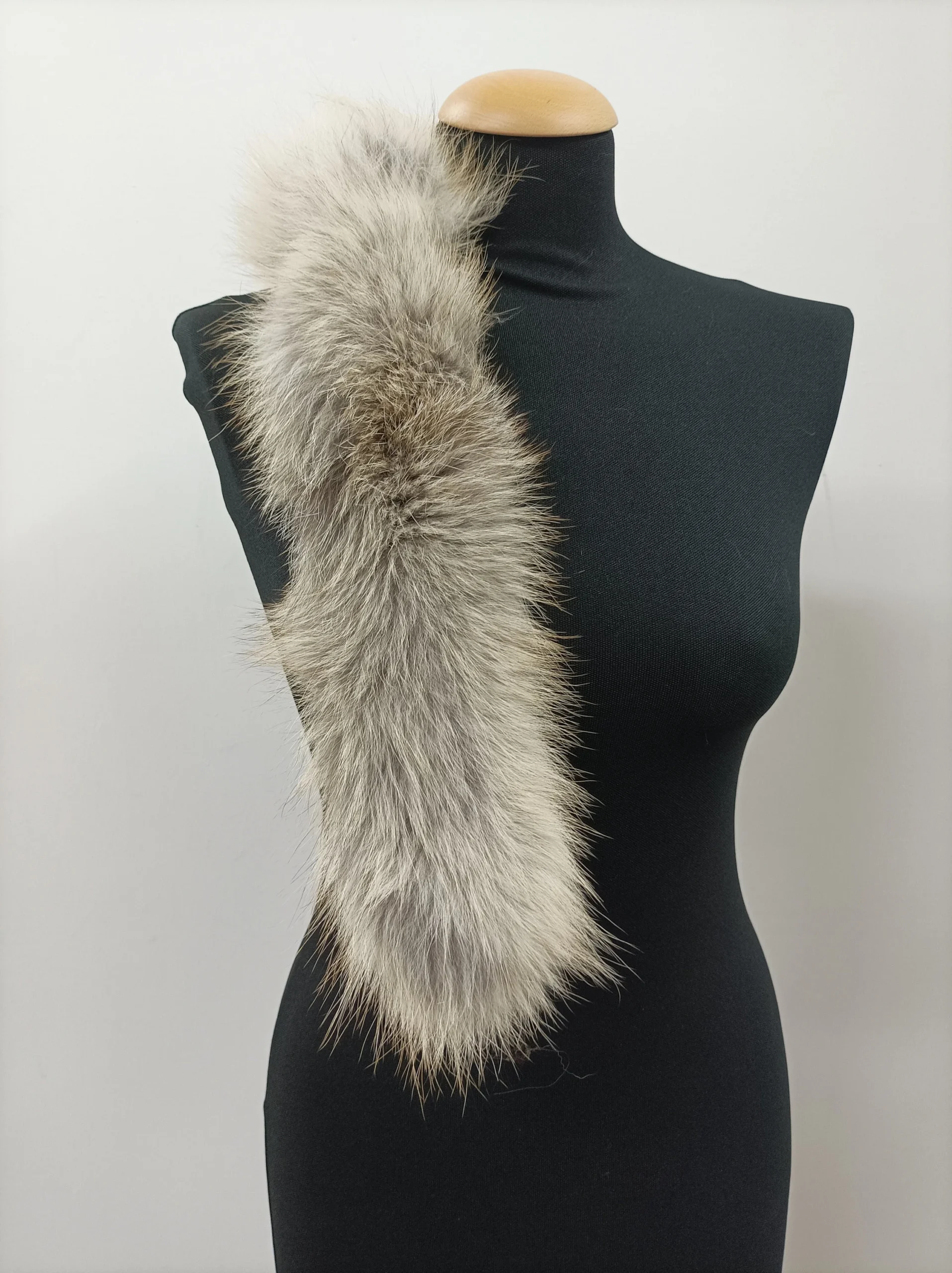 Real Fox Fur Hood Trim: Golden Fur Collar Scarf (73cm) - Image 6