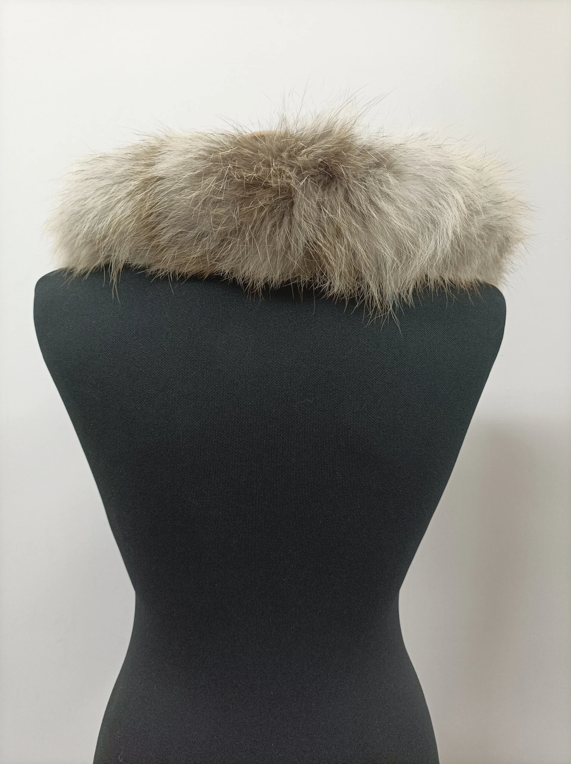 Real Fox Fur Hood Trim: Golden Fur Collar Scarf (73cm) - Image 3