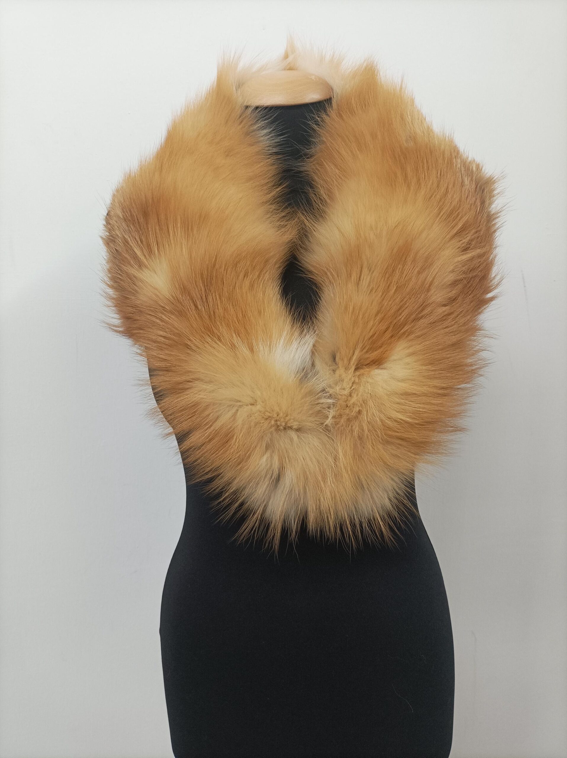 Fur Canadia Fox high quality fur collar natural color, coat winter accessories