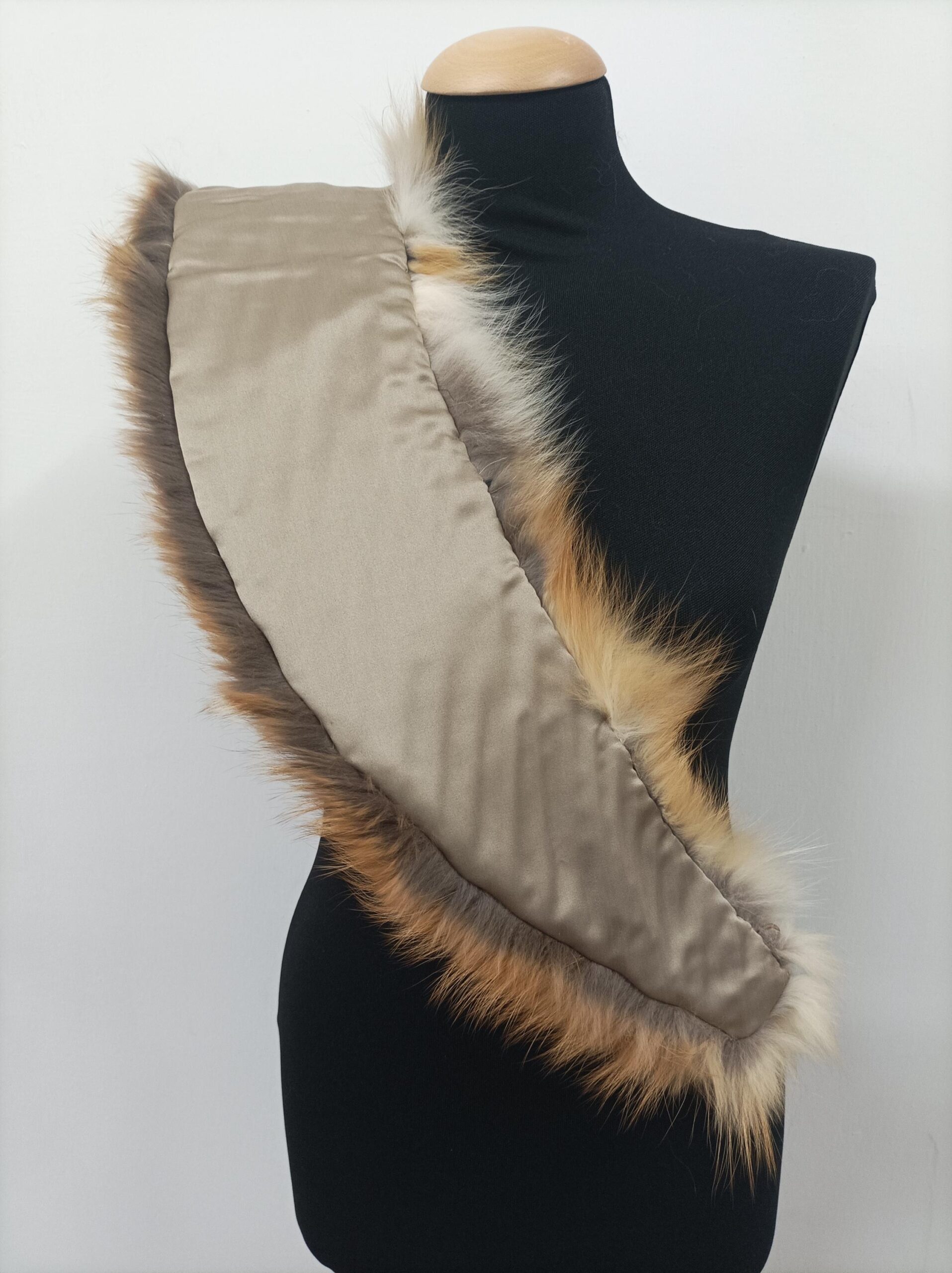 Fur Canadia Fox high quality fur collar natural color, coat winter accessories - Image 4