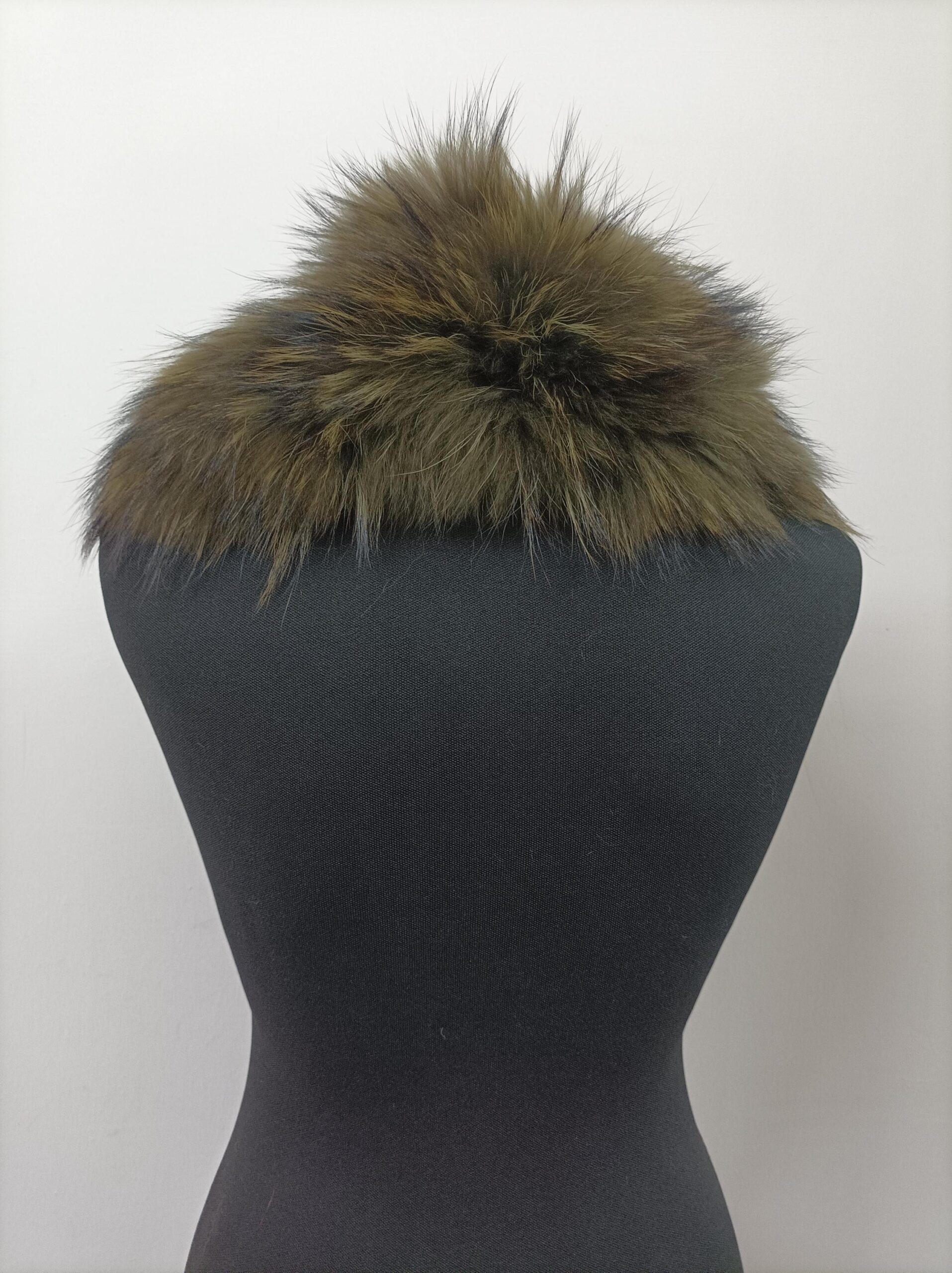 Fur collar,Finn raccoon high quality fur collar, green color, coat winter accessories - Image 5