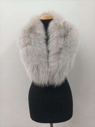 Real Fox Fur Collar: Winter Coat Accessory, Soft & Fluffy